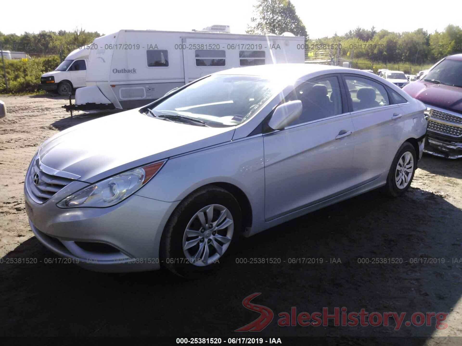 5NPEB4AC1BH255536 2011 HYUNDAI SONATA