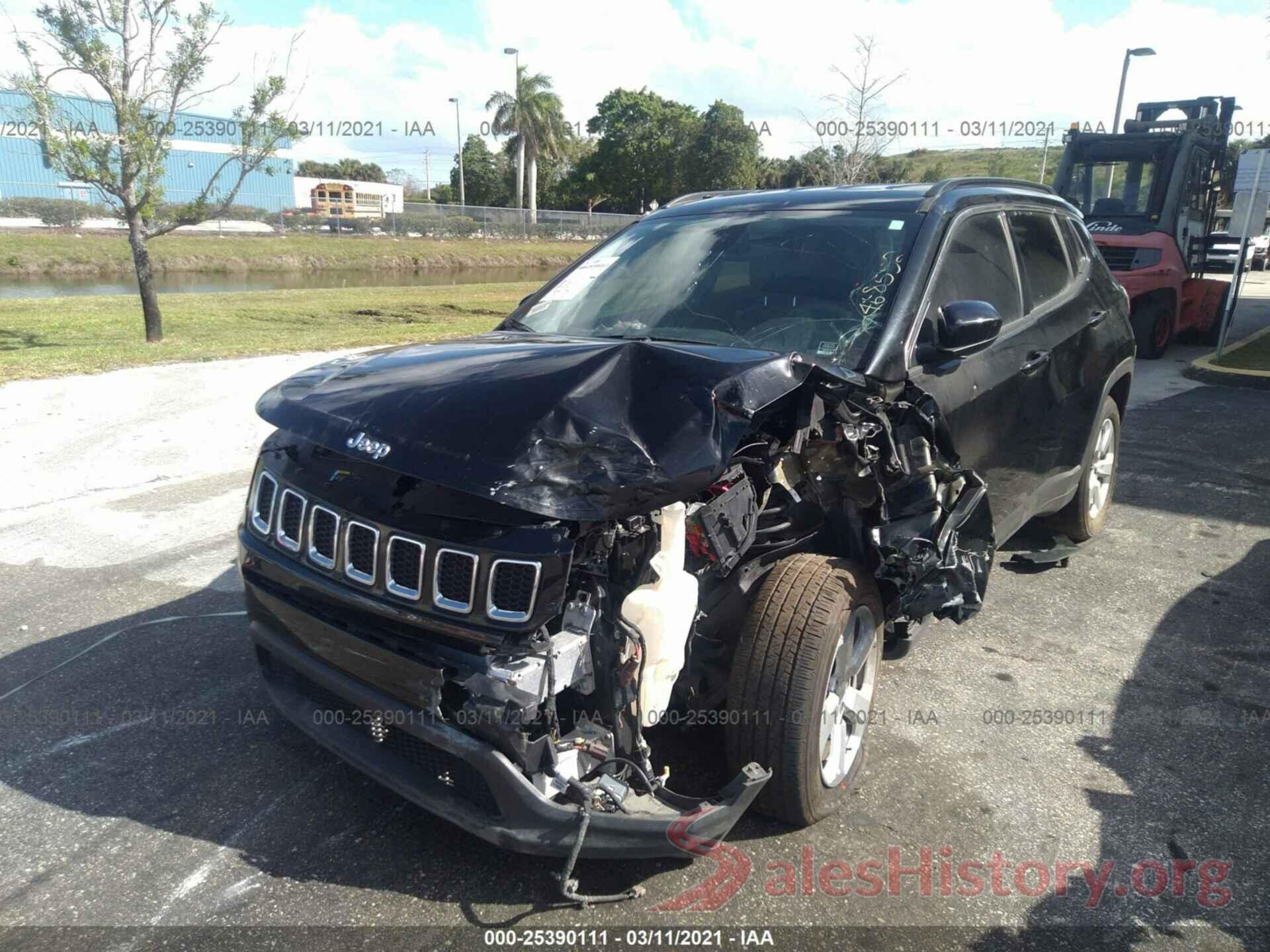 3C4NJCBBXJT468552 2018 JEEP COMPASS