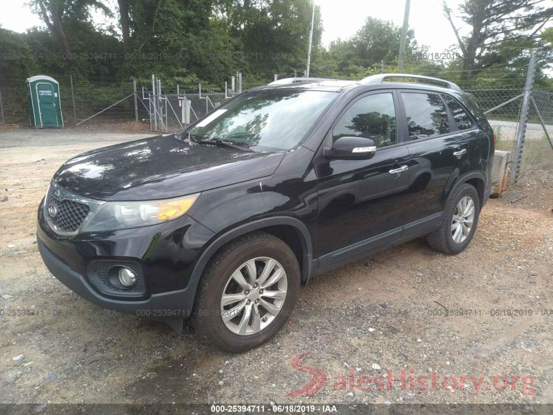 5XYKU4A22BG039643 2011 KIA SORENTO