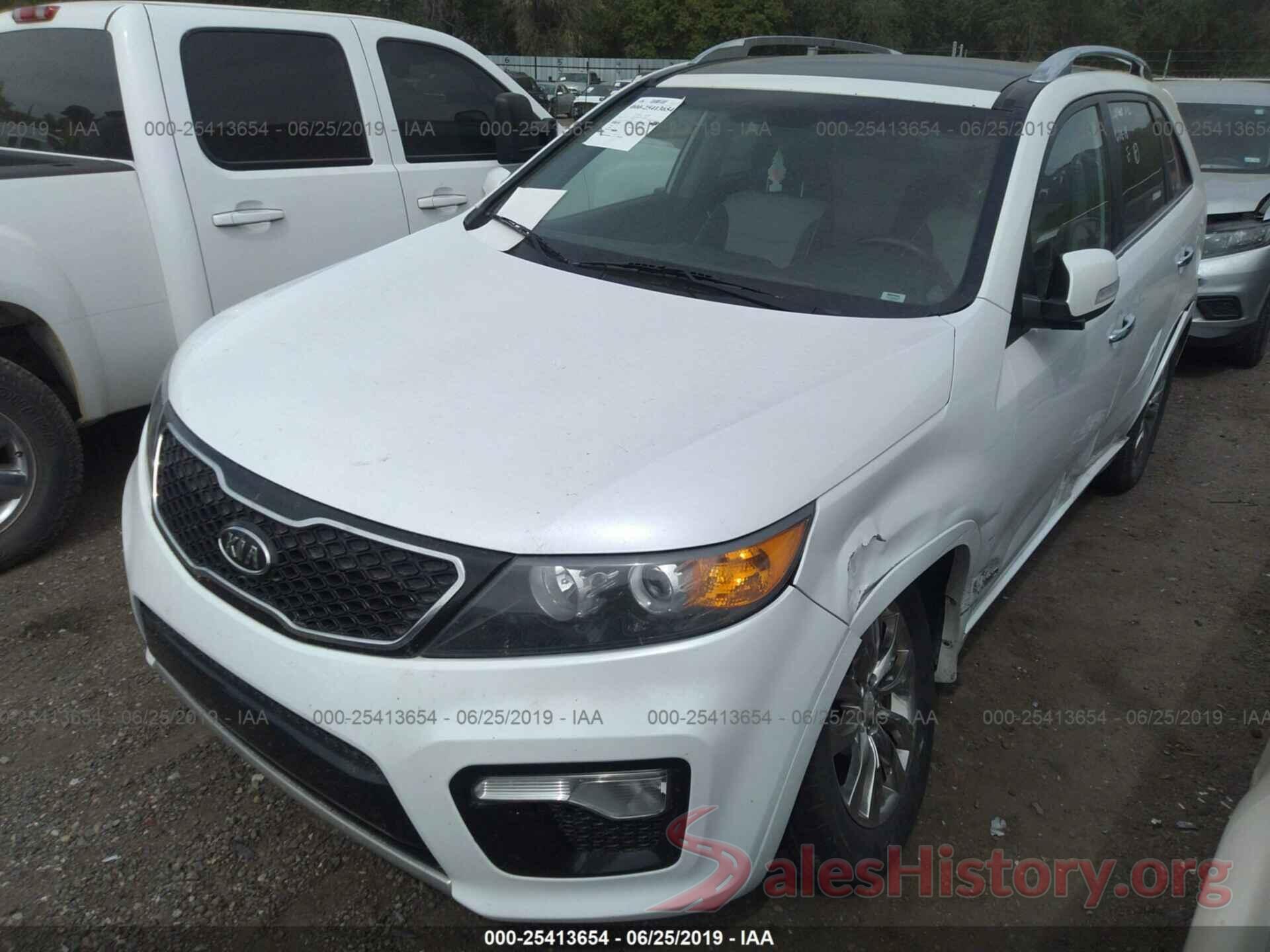 5XYKWDA24DG311624 2013 KIA SORENTO