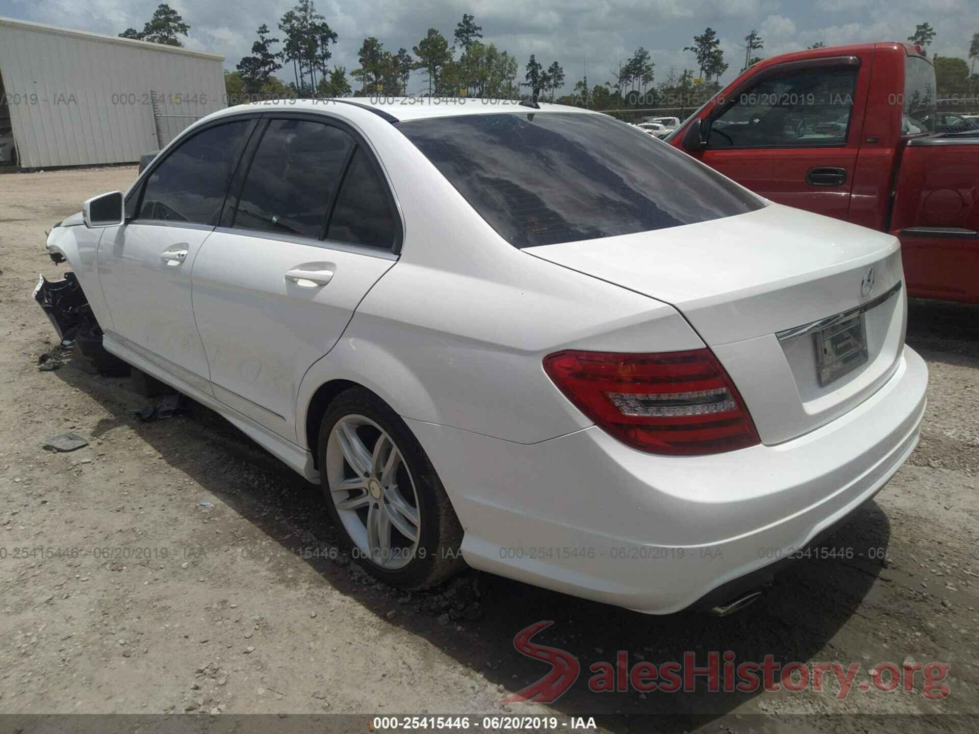 WDDGF4HB4EA933725 2014 MERCEDES-BENZ C