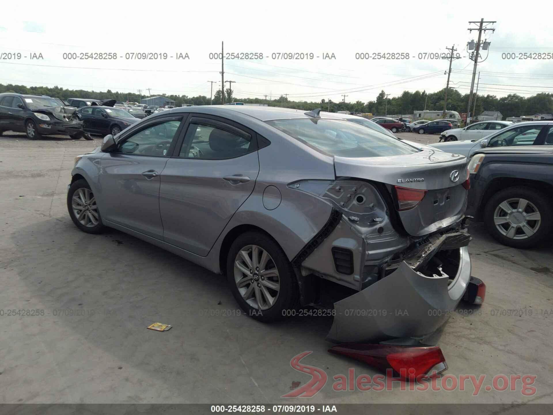 5NPDH4AE1FH621772 2015 HYUNDAI ELANTRA