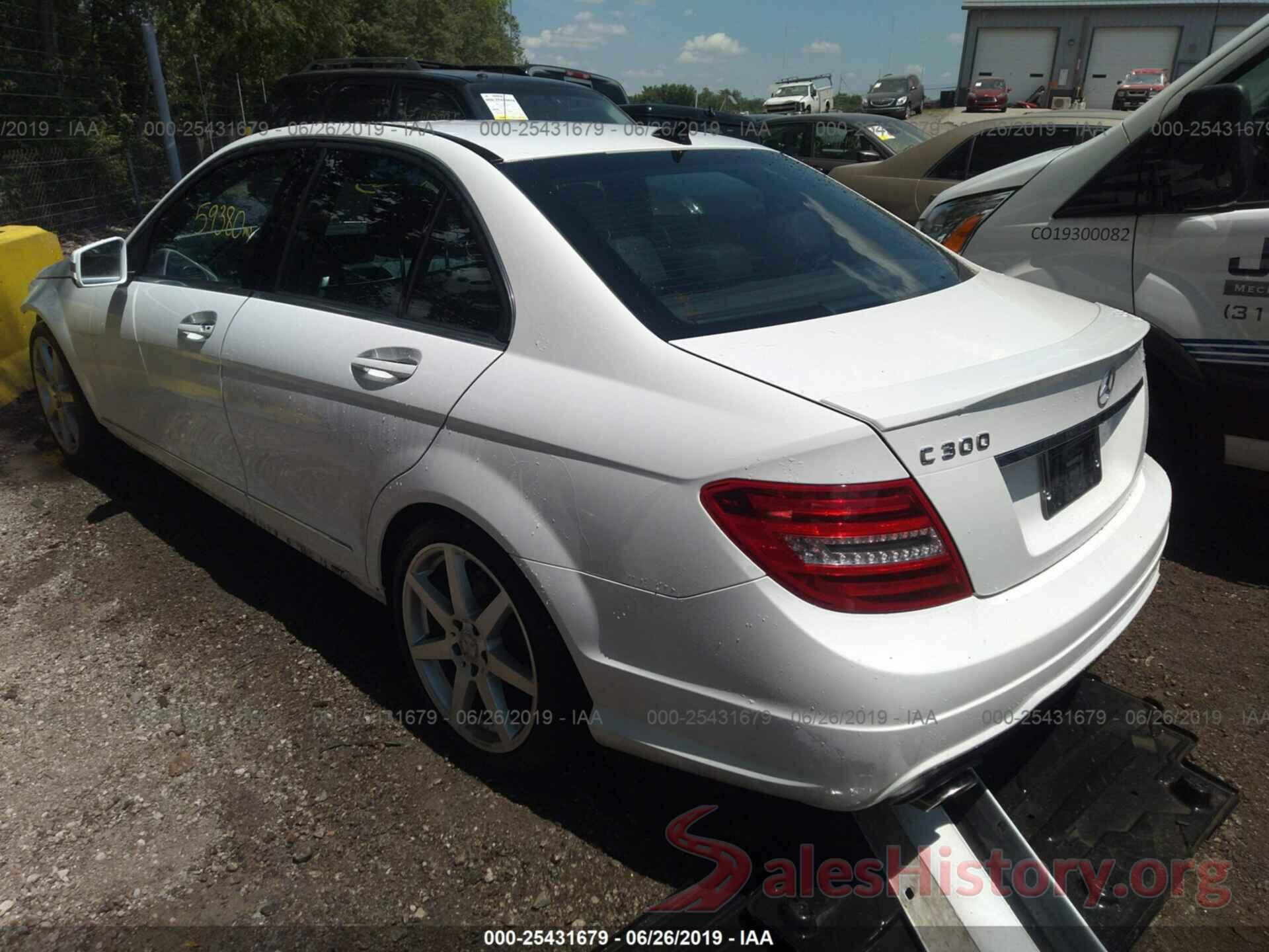 WDDGF8AB4EA967455 2014 MERCEDES-BENZ C