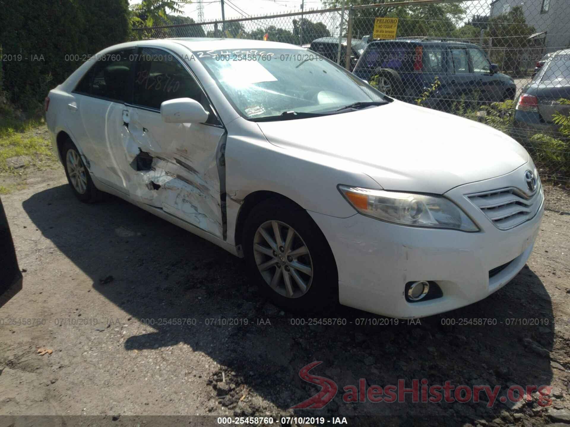 4T1BF3EK9BU774824 2011 TOYOTA CAMRY