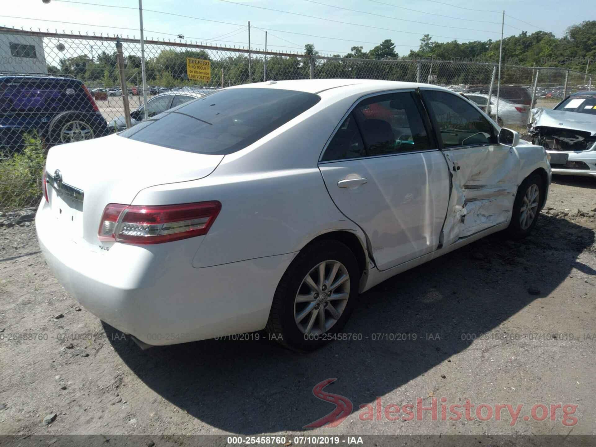 4T1BF3EK9BU774824 2011 TOYOTA CAMRY