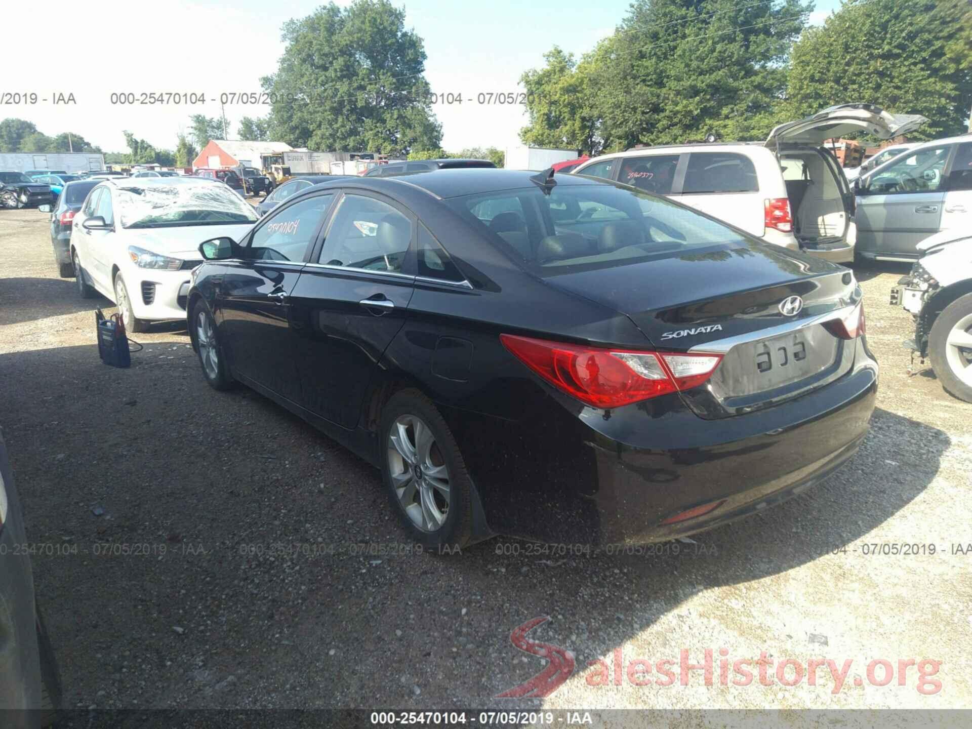 5NPEC4AC4BH116367 2011 HYUNDAI SONATA