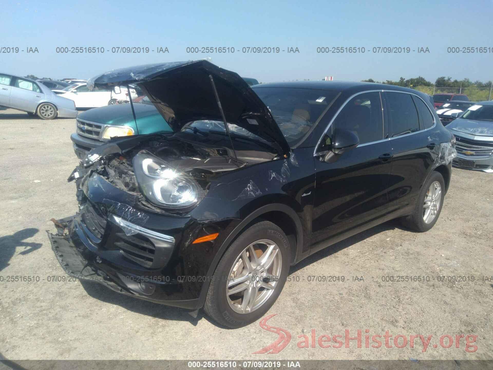 WP1AF2A23GKA41234 2016 PORSCHE CAYENNE