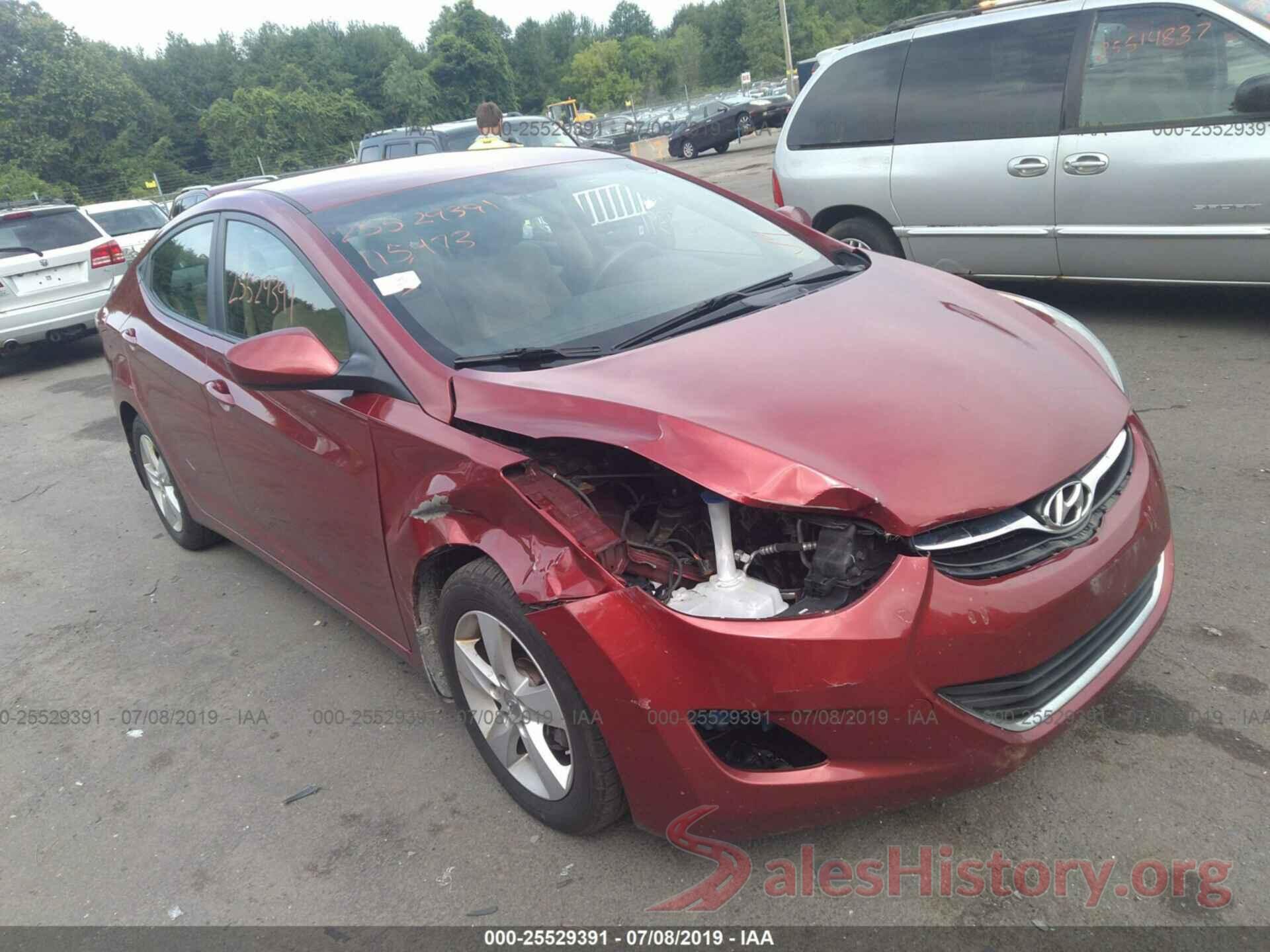 5NPDH4AE5DH195744 2013 HYUNDAI ELANTRA