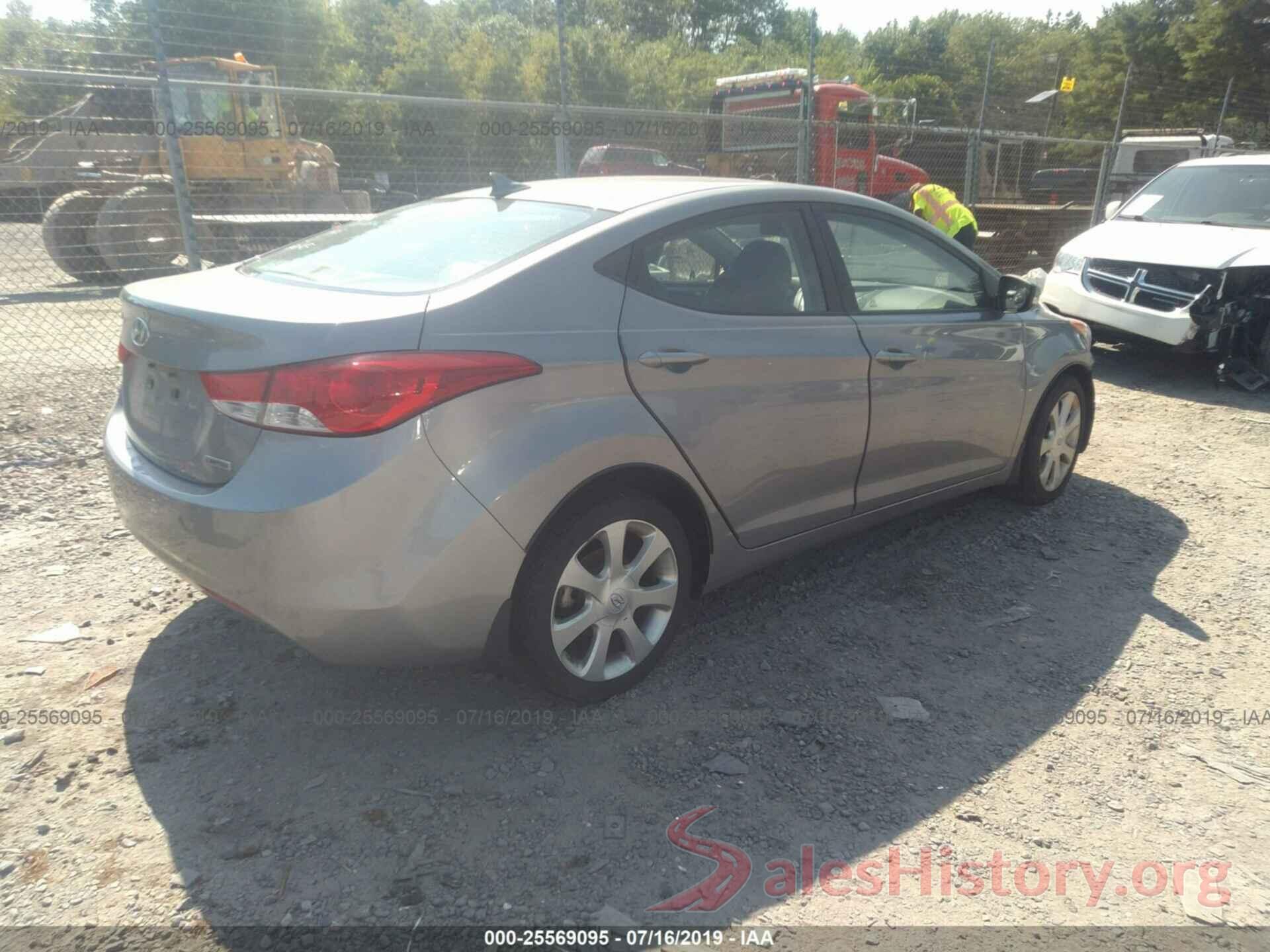 KMHDH4AE8CU196015 2012 HYUNDAI ELANTRA