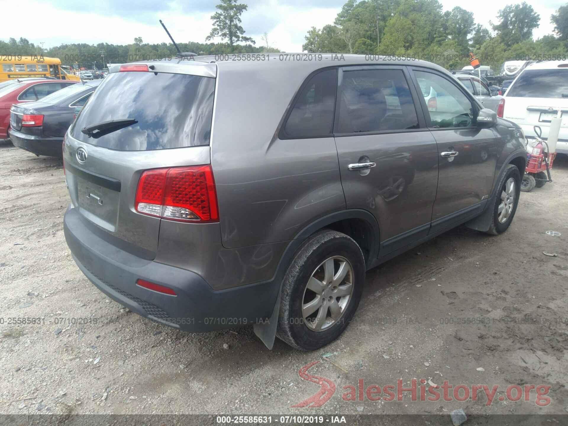 5XYKTCA17BG090091 2011 KIA SORENTO