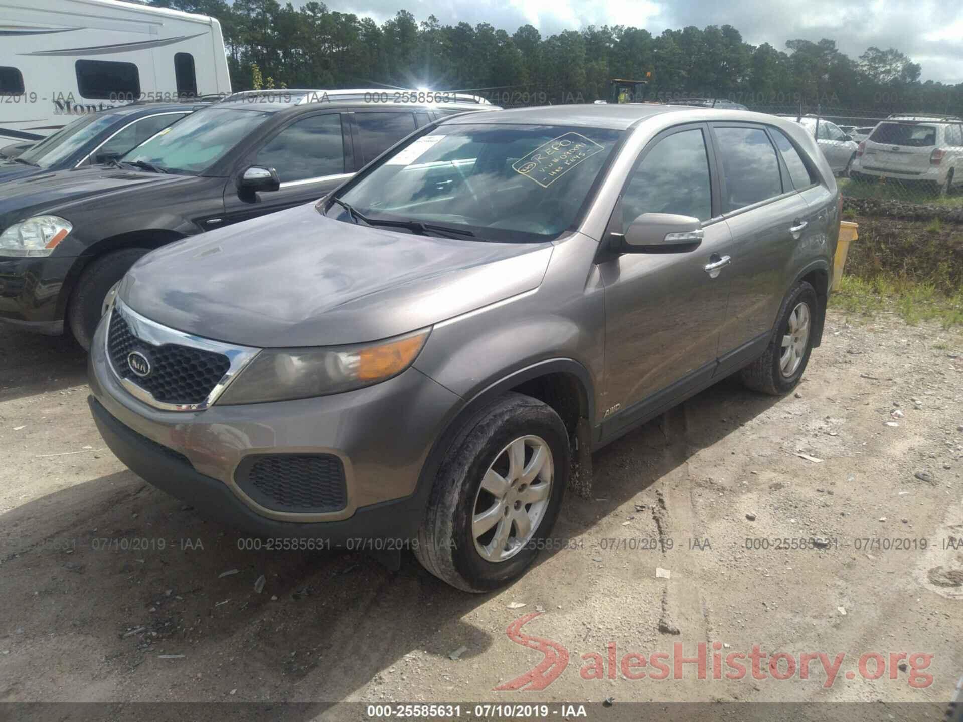 5XYKTCA17BG090091 2011 KIA SORENTO