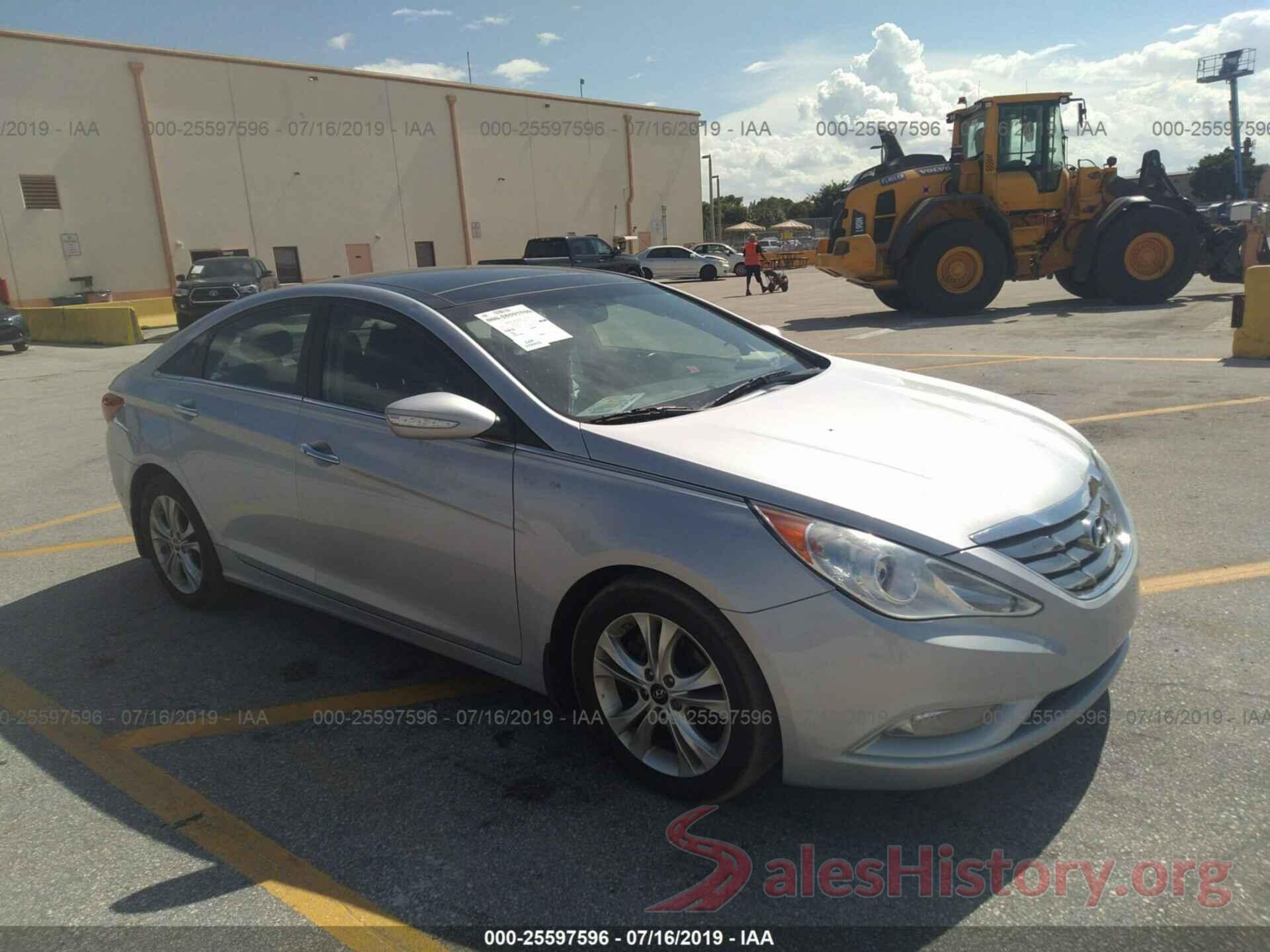 5NPEC4AC1CH393561 2012 HYUNDAI SONATA