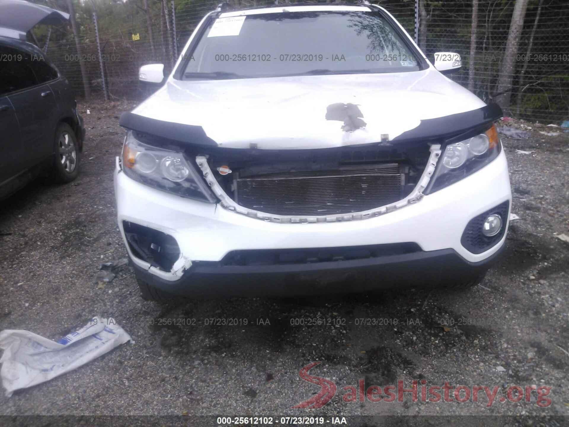 5XYKUDA26BG164595 2011 KIA SORENTO