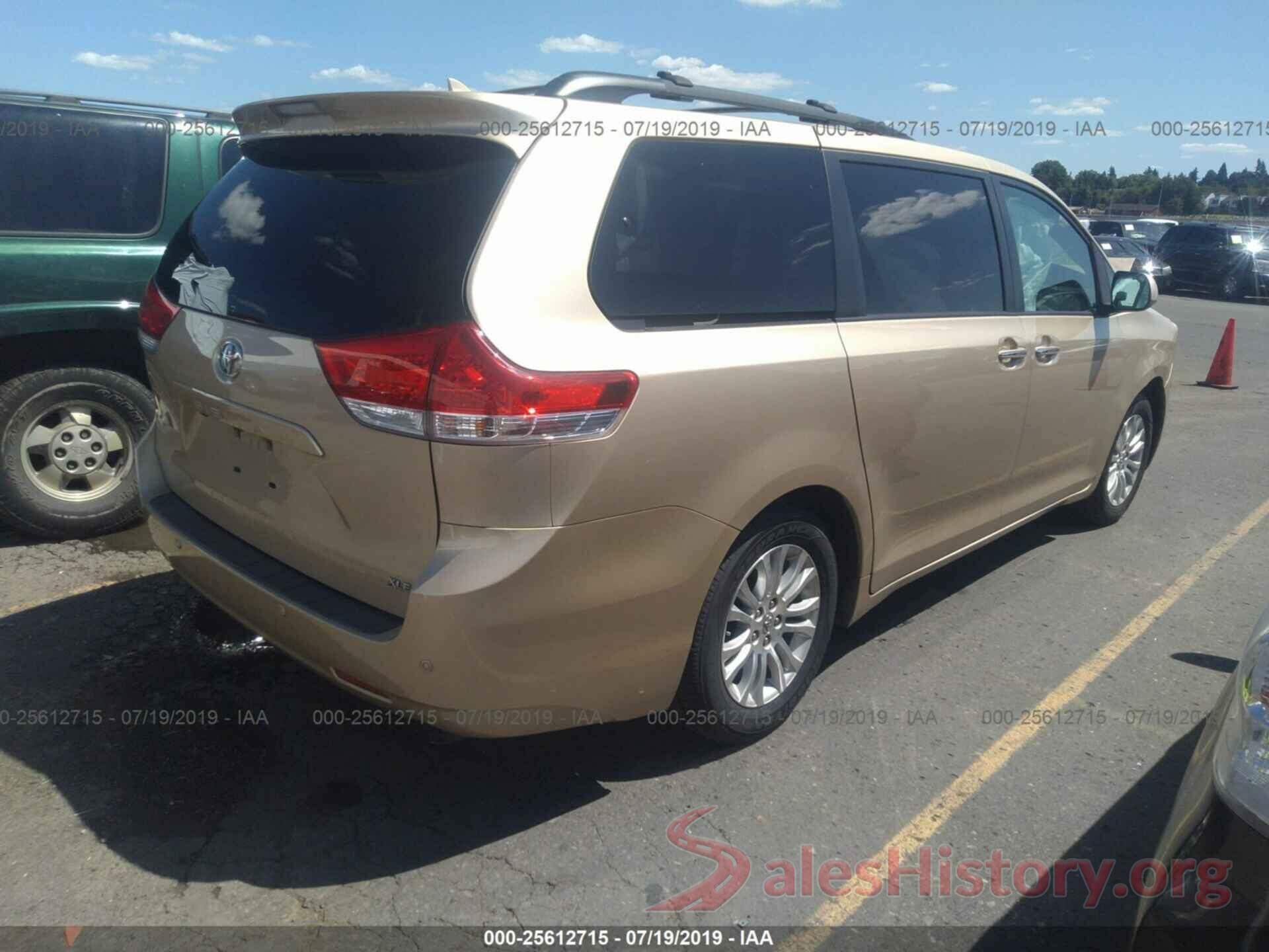 5TDYK3DC3BS114349 2011 TOYOTA SIENNA