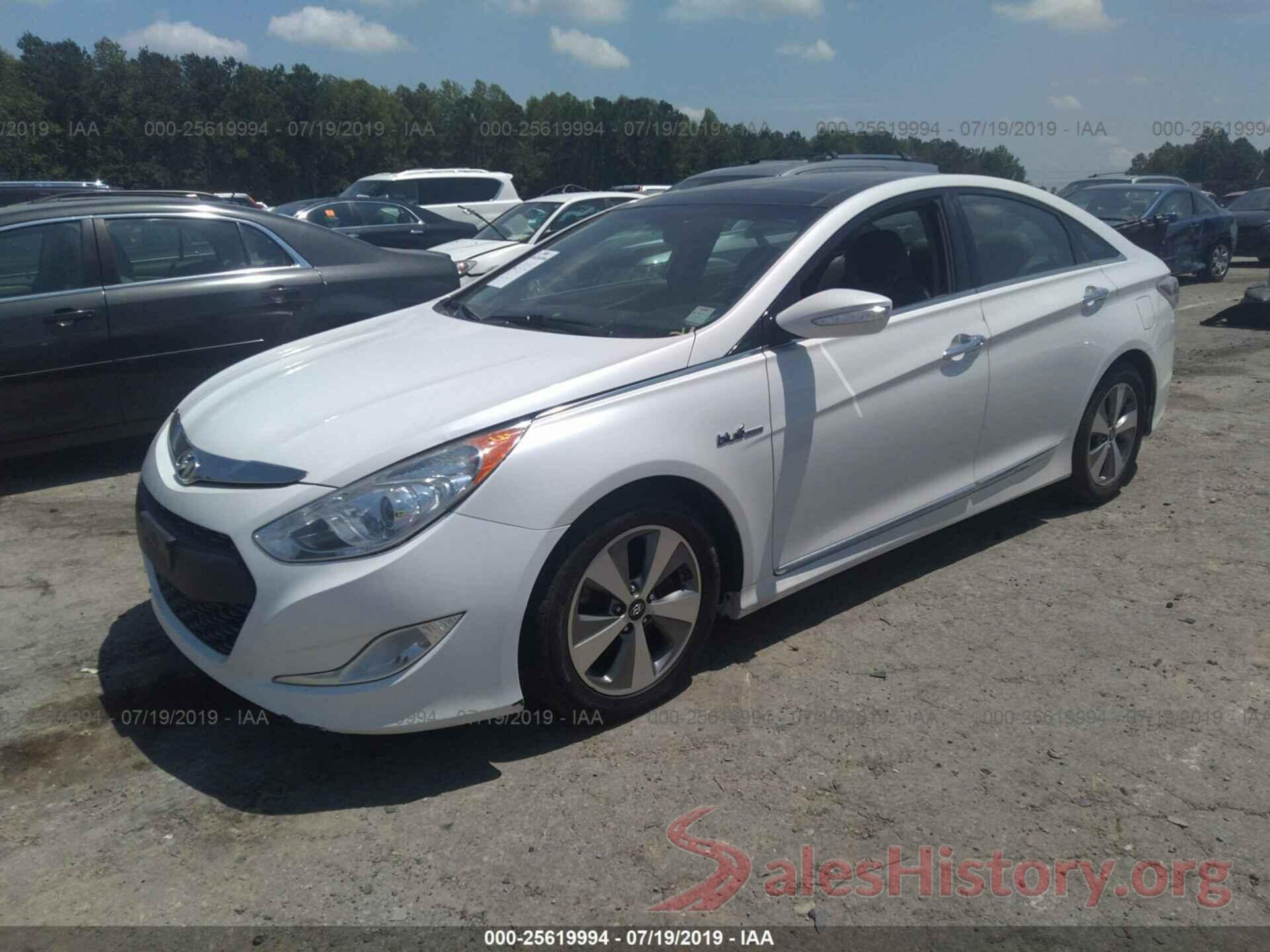 KMHEC4A46BA016637 2011 HYUNDAI SONATA