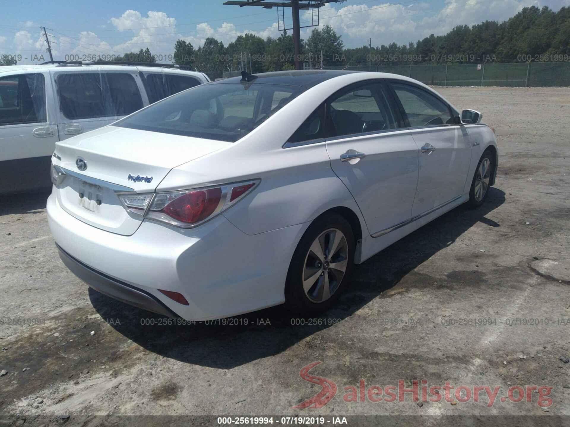 KMHEC4A46BA016637 2011 HYUNDAI SONATA