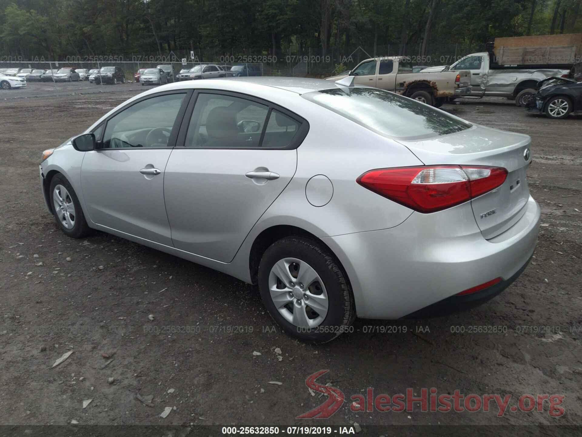 KNAFK4A6XF5313645 2015 KIA FORTE