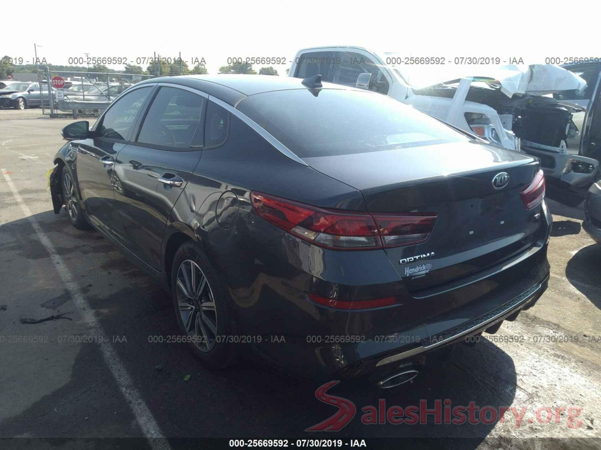 5XXGU4L12KG318699 2019 KIA OPTIMA