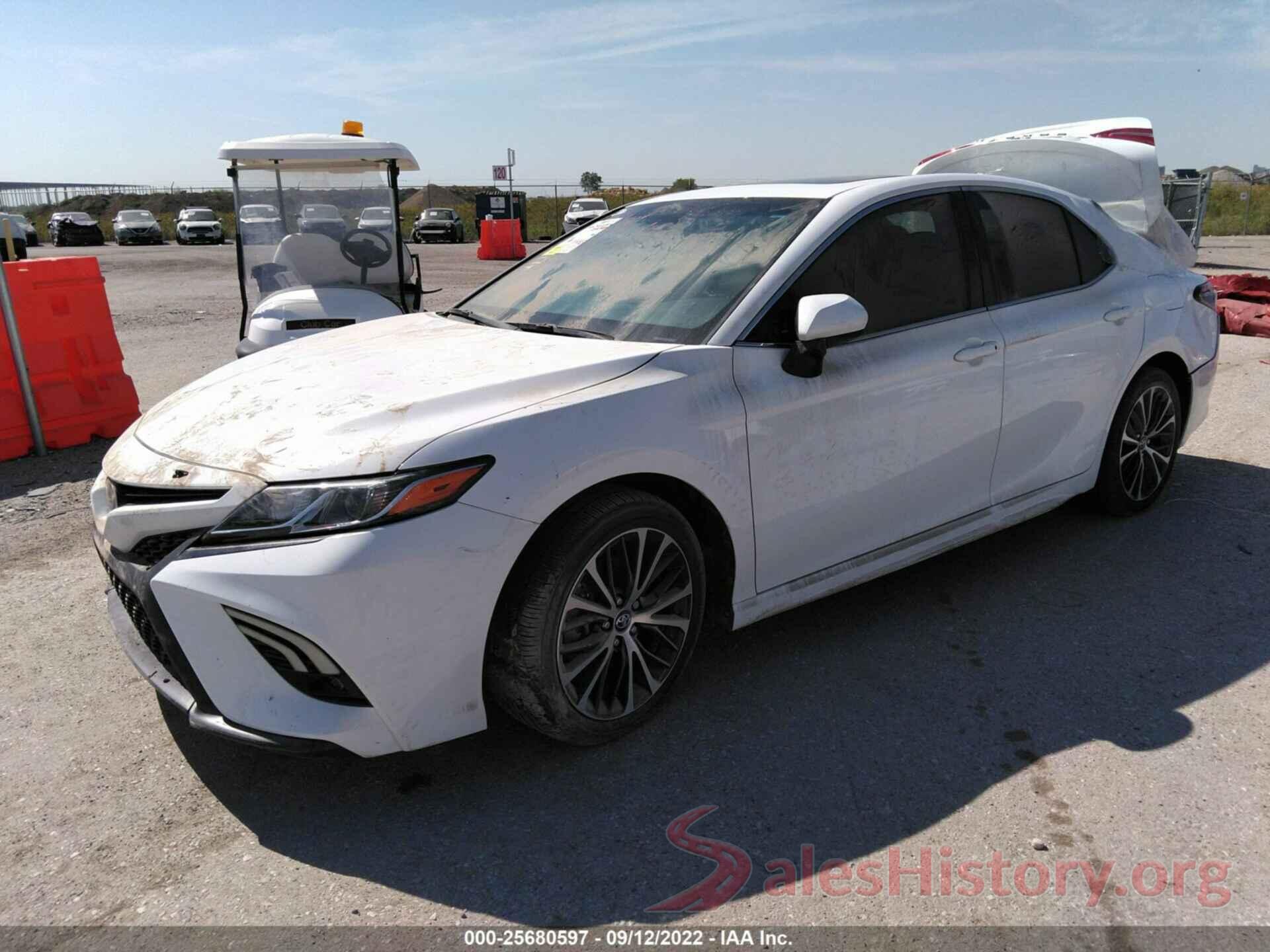 4T1B11HK8JU658530 2018 TOYOTA CAMRY