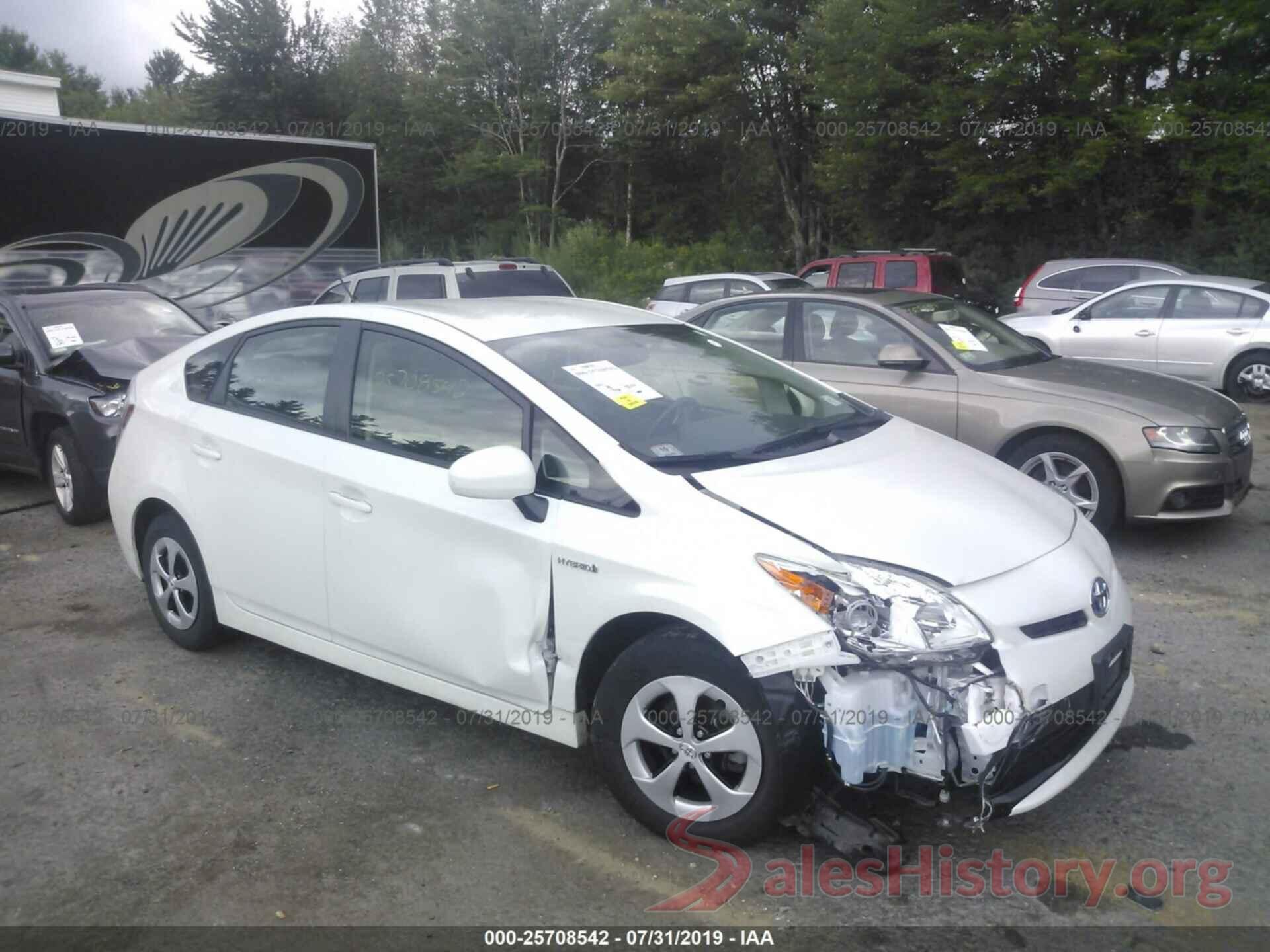 JTDKN3DU8D0338065 2013 TOYOTA PRIUS