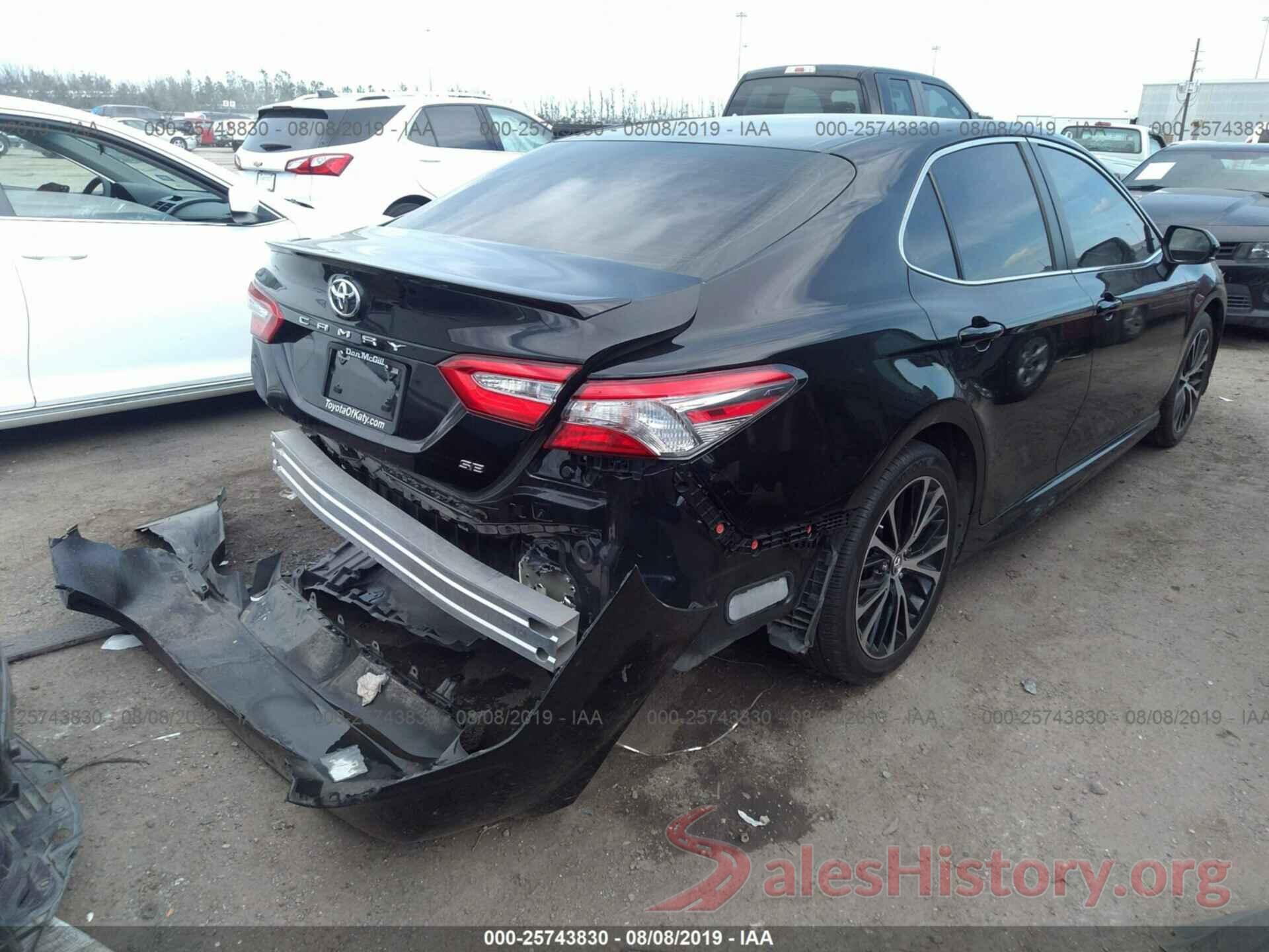 4T1B11HK3JU578925 2018 TOYOTA CAMRY