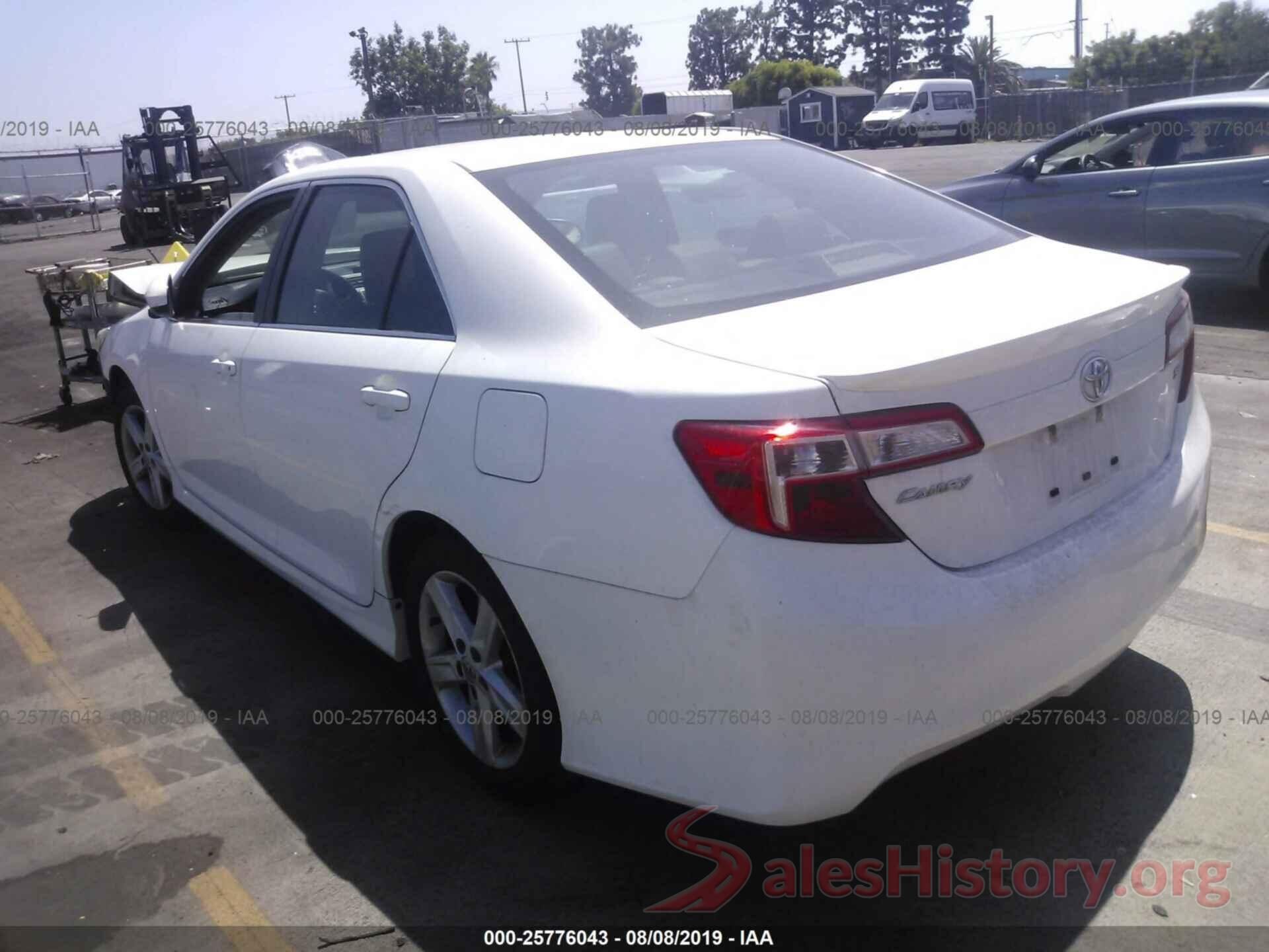 4T1BF1FK1EU729609 2014 TOYOTA CAMRY