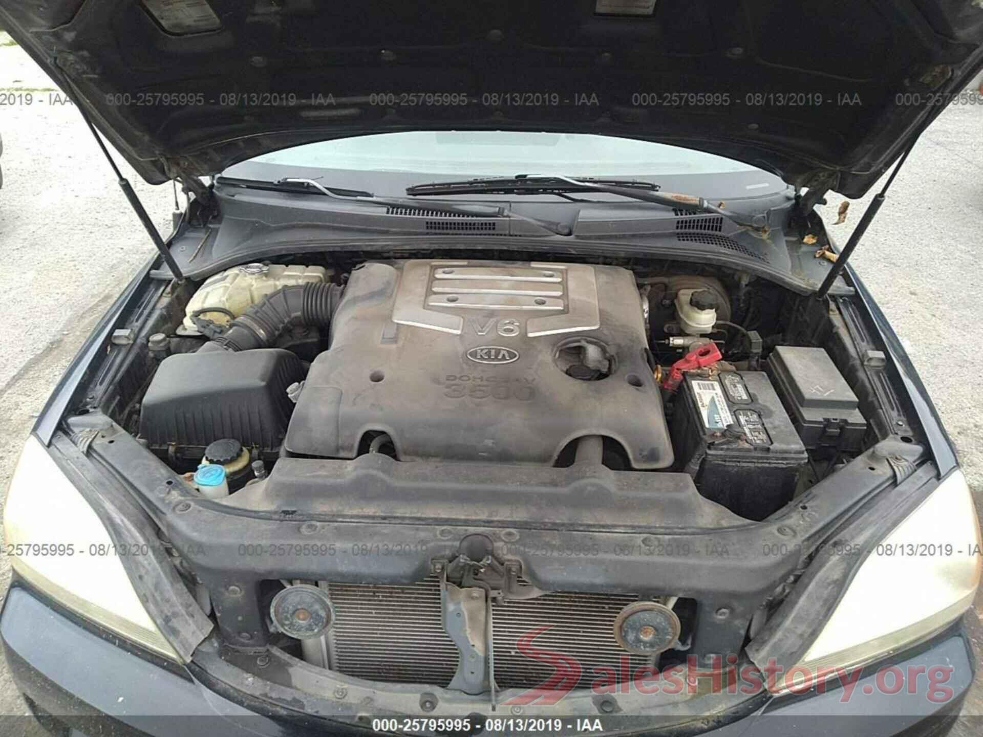 KNDJC733X45292629 2004 KIA SORENTO