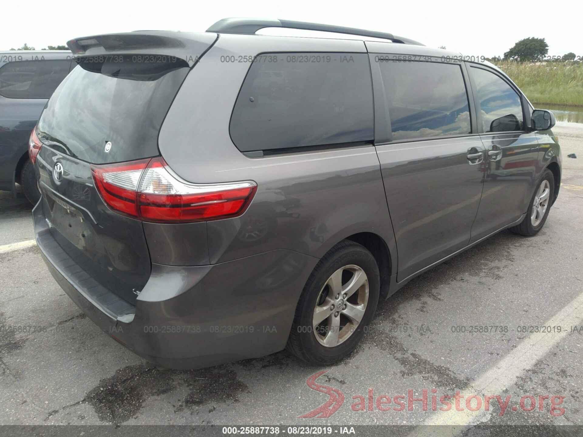 5TDKZ3DC2HS848166 2017 TOYOTA SIENNA