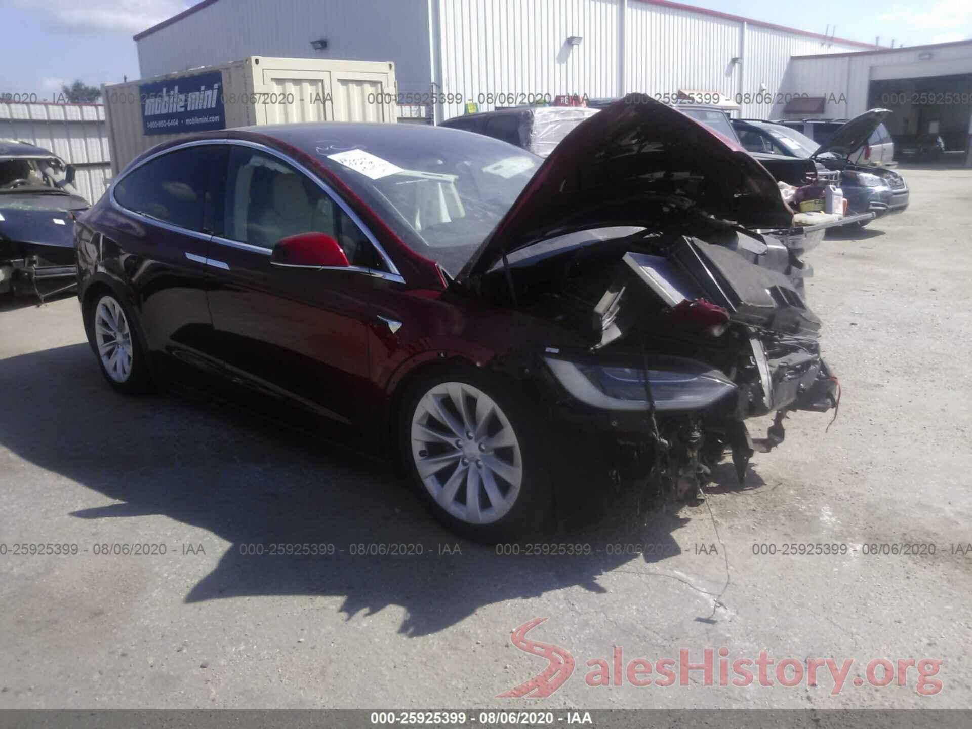 5YJXCDE25JF142399 2018 TESLA MODEL X