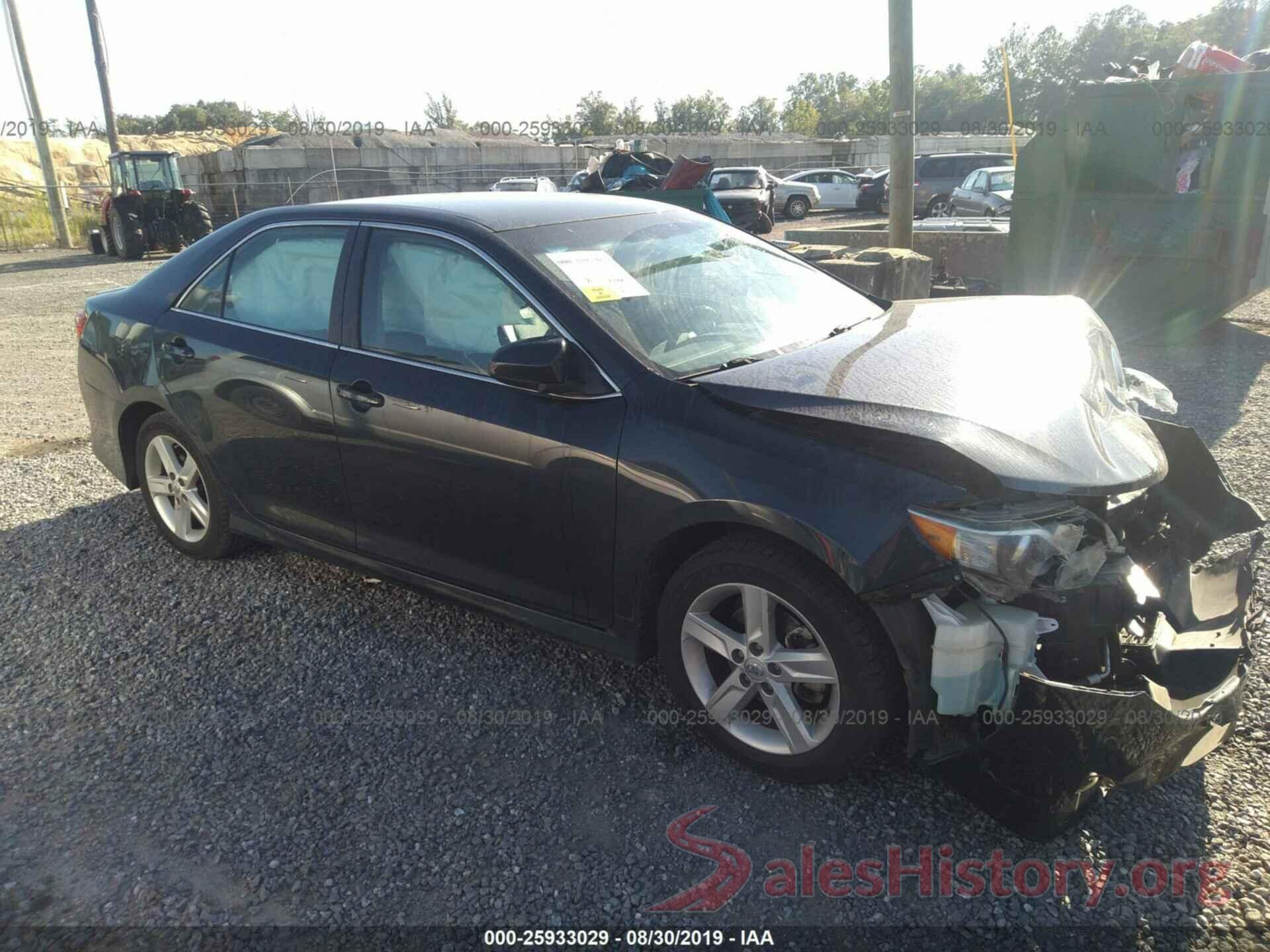 4T1BF1FK1EU325435 2014 TOYOTA CAMRY