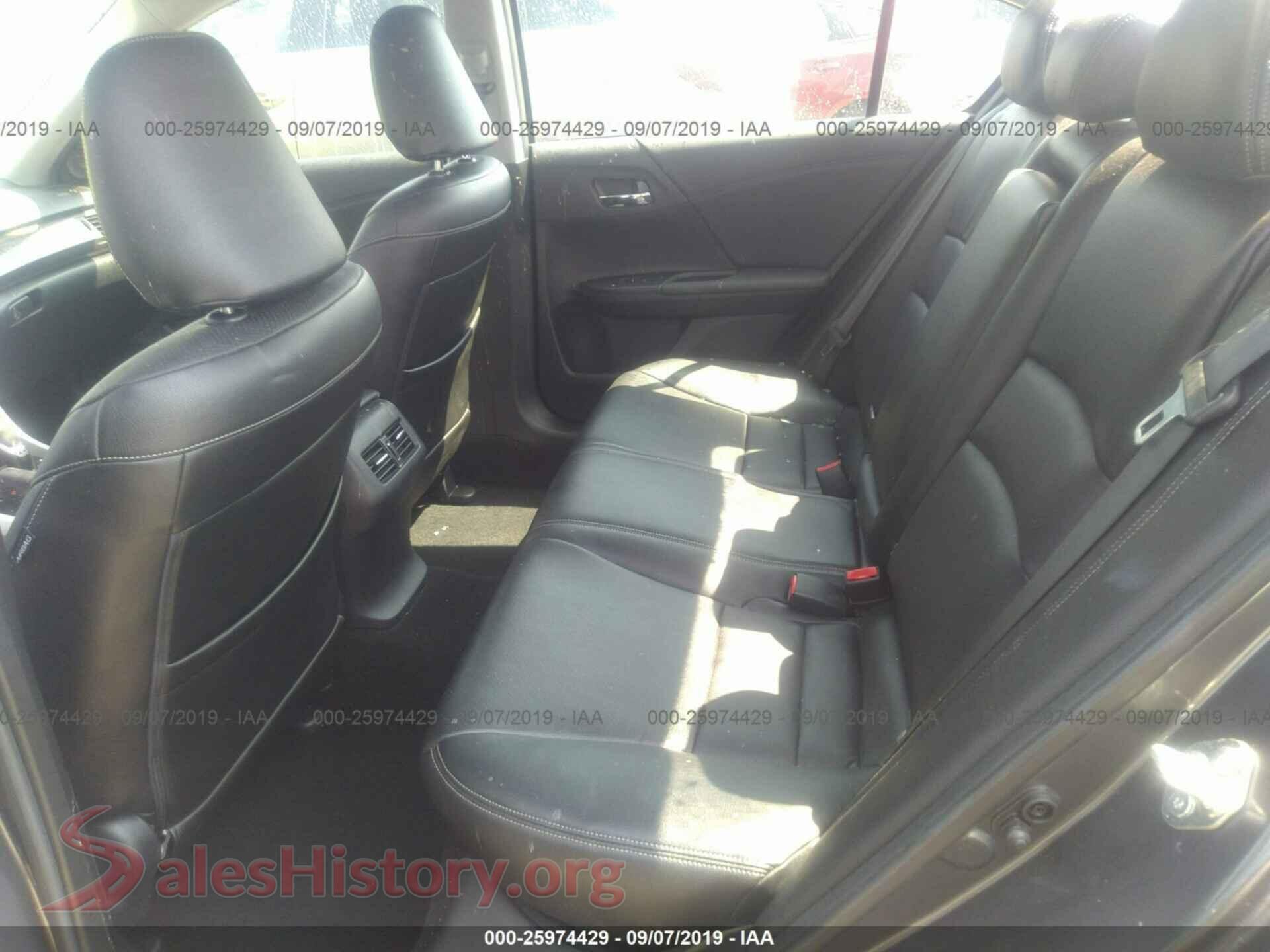 2017 HONDA ACCORD VIN 1HGCR2F00HA087833, front passenger side