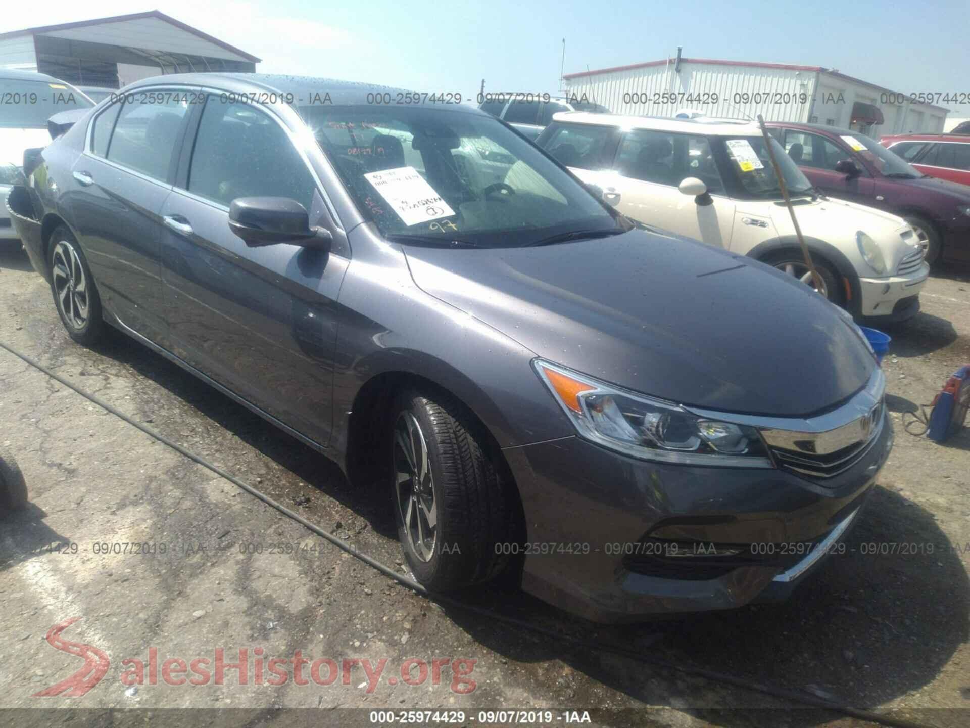 1HGCR2F00HA087833 2017 HONDA ACCORD