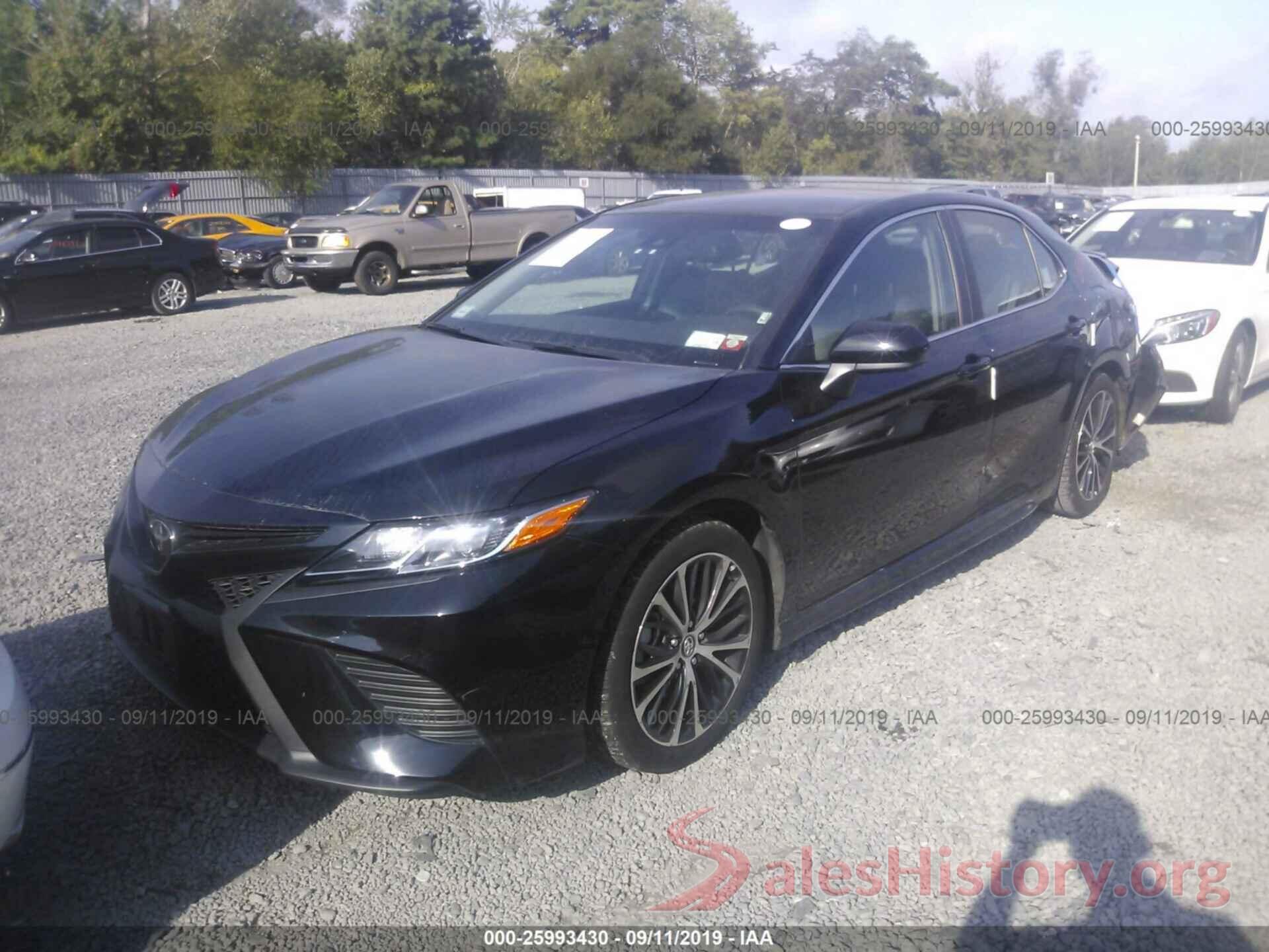 4T1B11HKXJU094380 2018 Toyota Camry