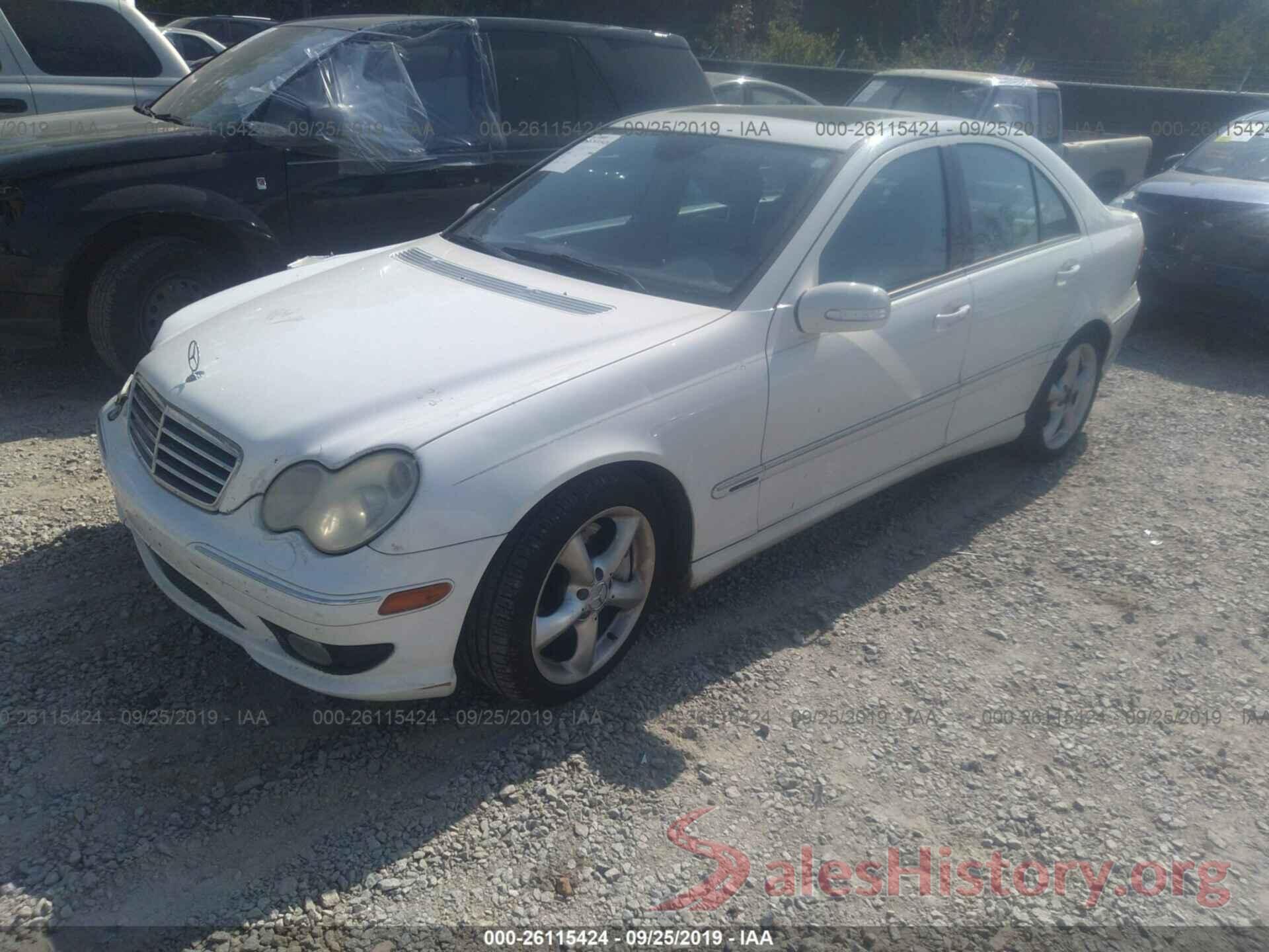 WDBRF64J45F567858 2005 MERCEDES-BENZ C