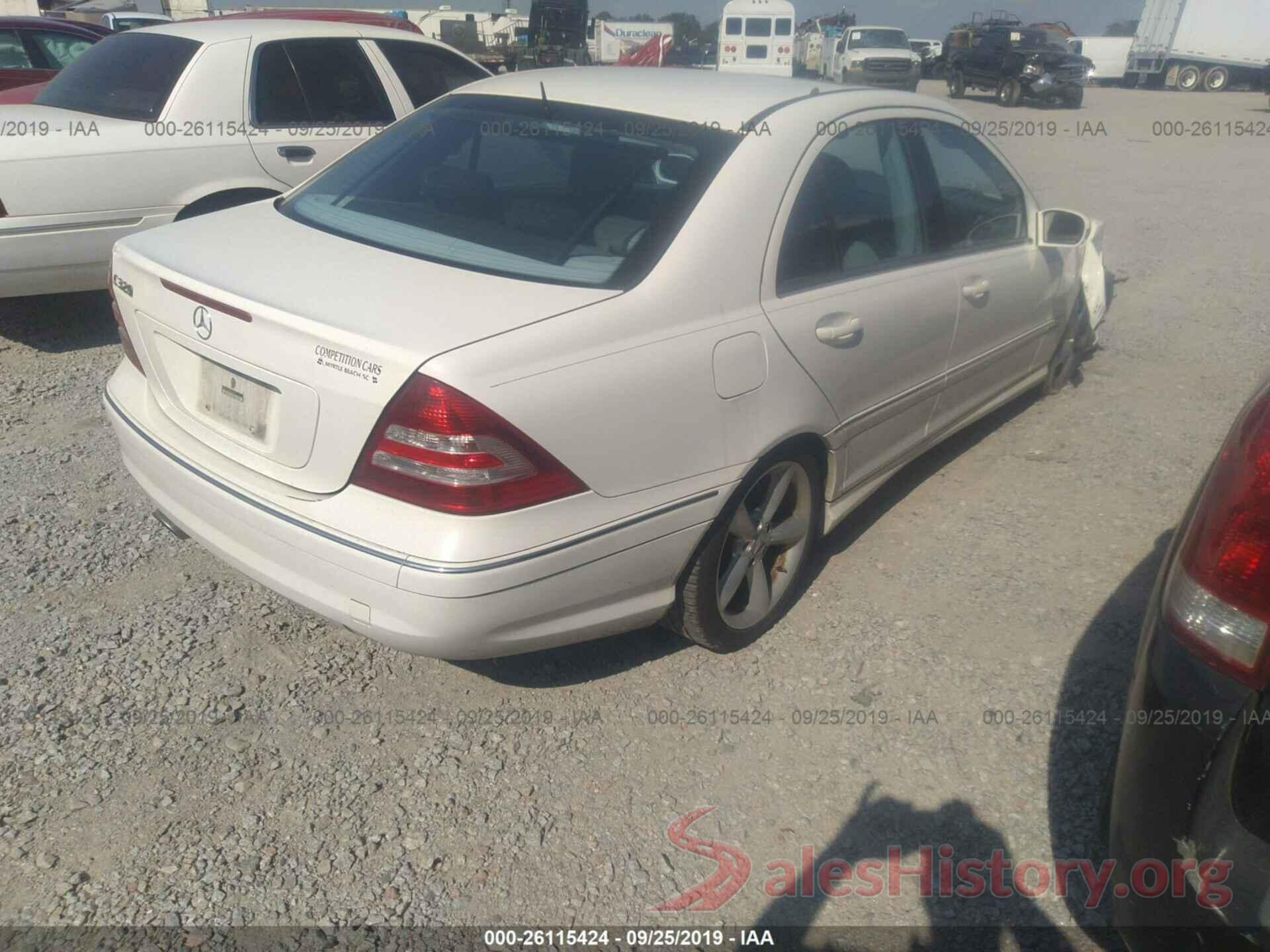 WDBRF64J45F567858 2005 MERCEDES-BENZ C