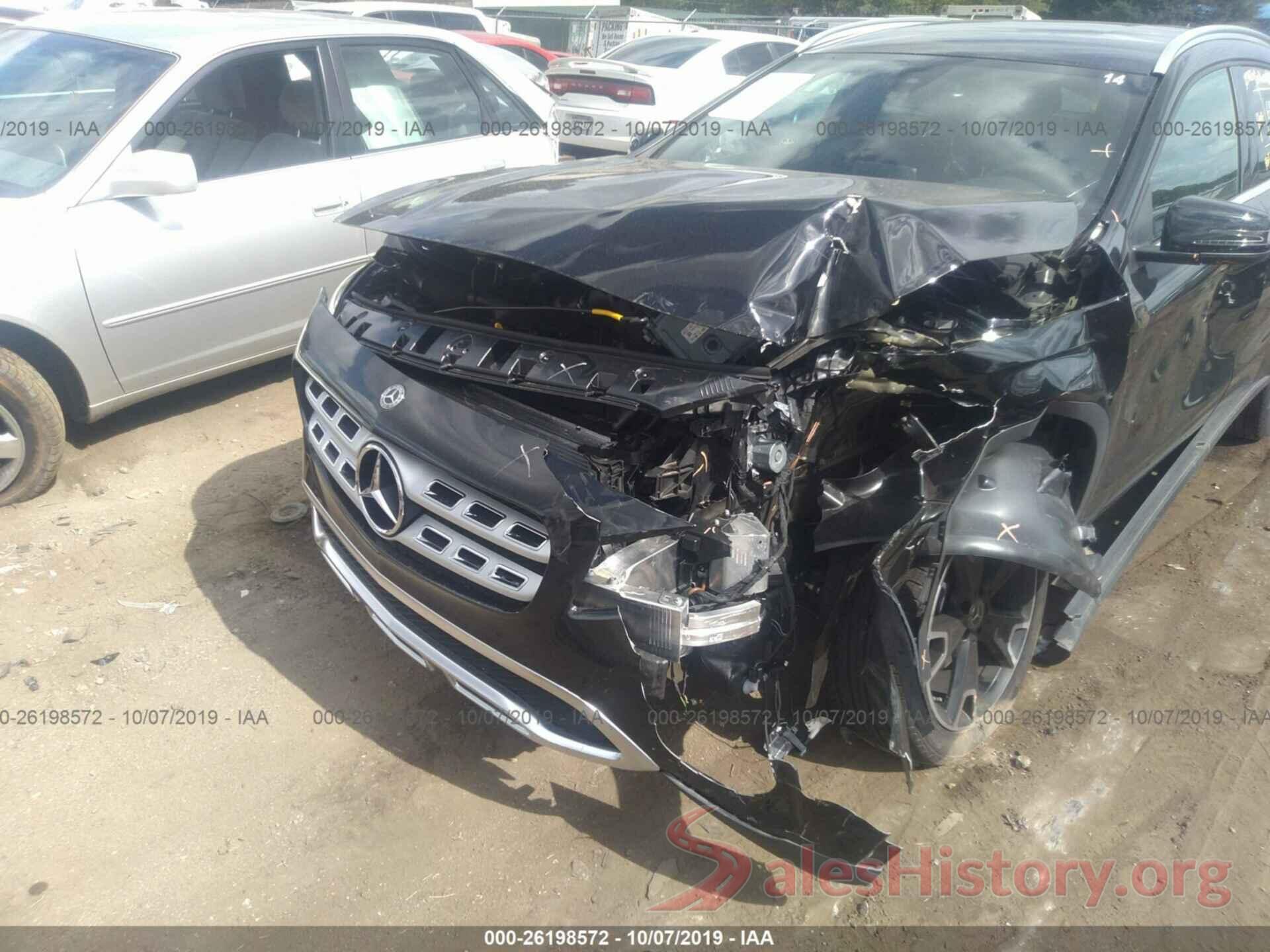 WDCTG4EB1KU013582 2019 MERCEDES-BENZ GLA