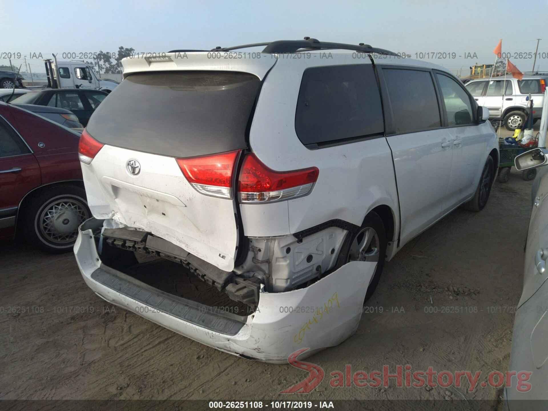 5TDKK3DC8BS099885 2011 TOYOTA SIENNA