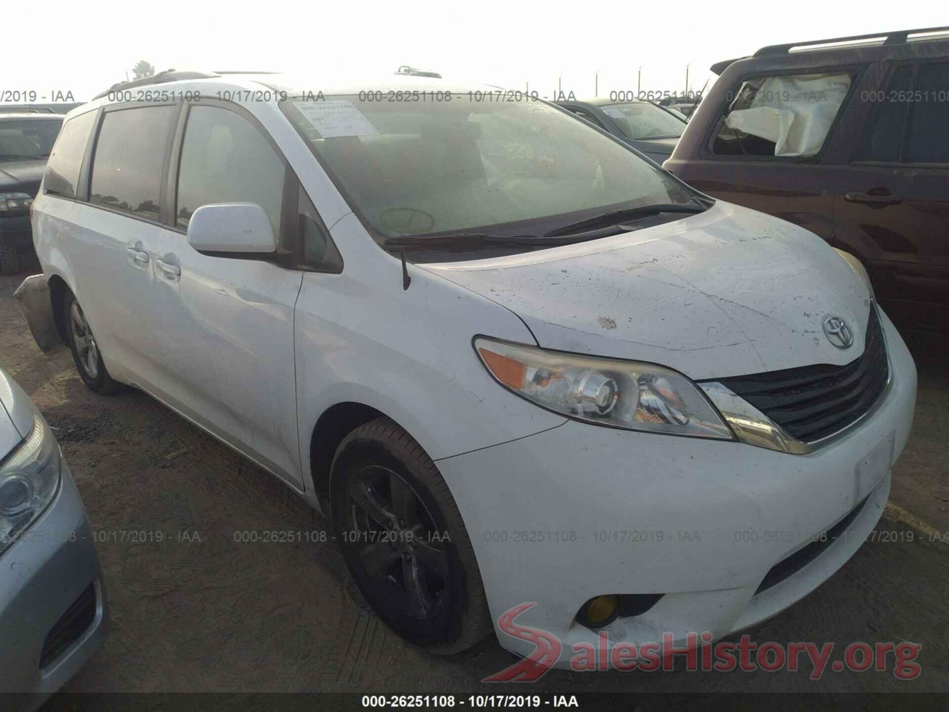 5TDKK3DC8BS099885 2011 TOYOTA SIENNA