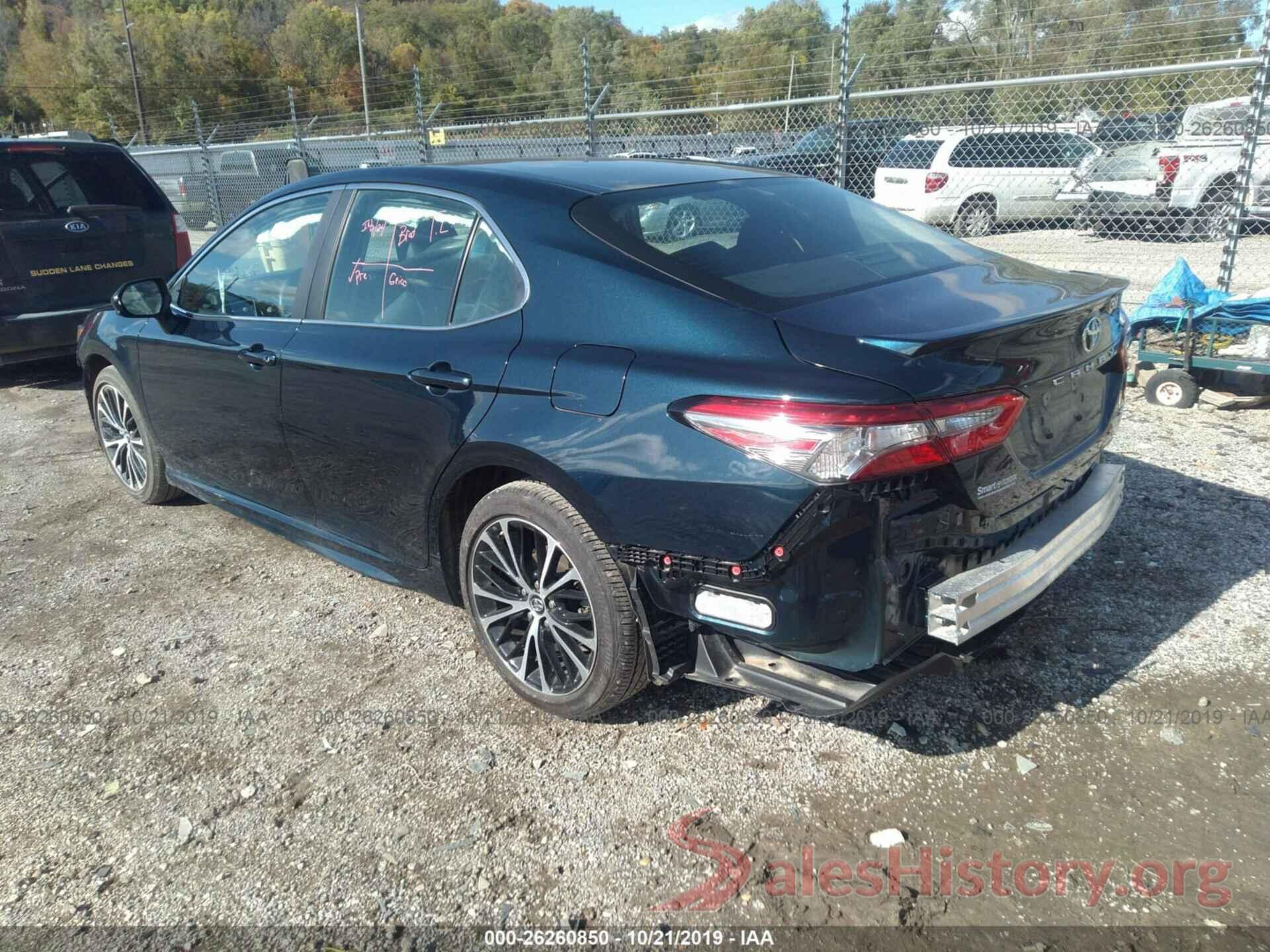 4T1B11HKXJU659601 2018 Toyota Camry