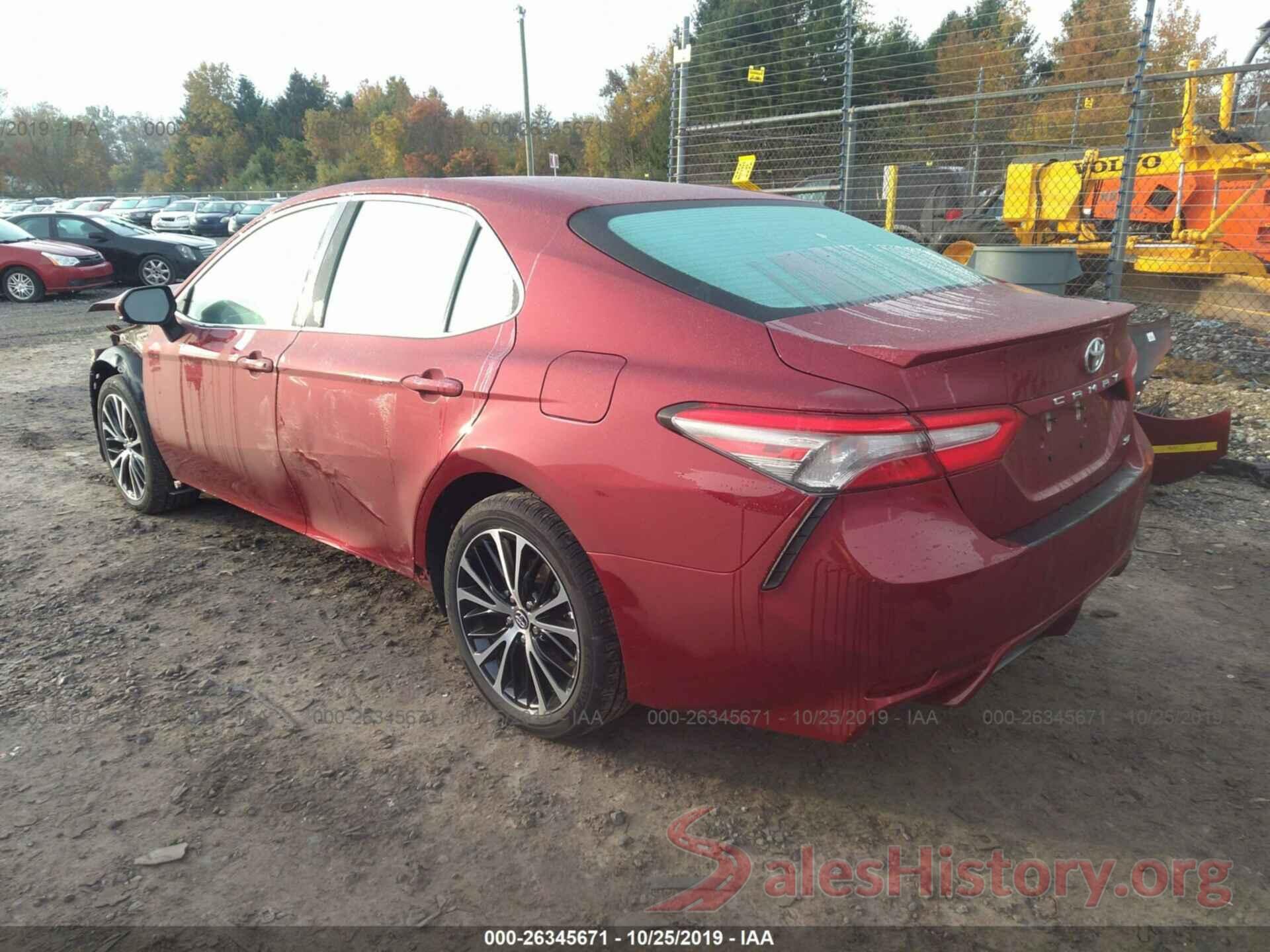 4T1B11HK9JU667222 2018 TOYOTA CAMRY