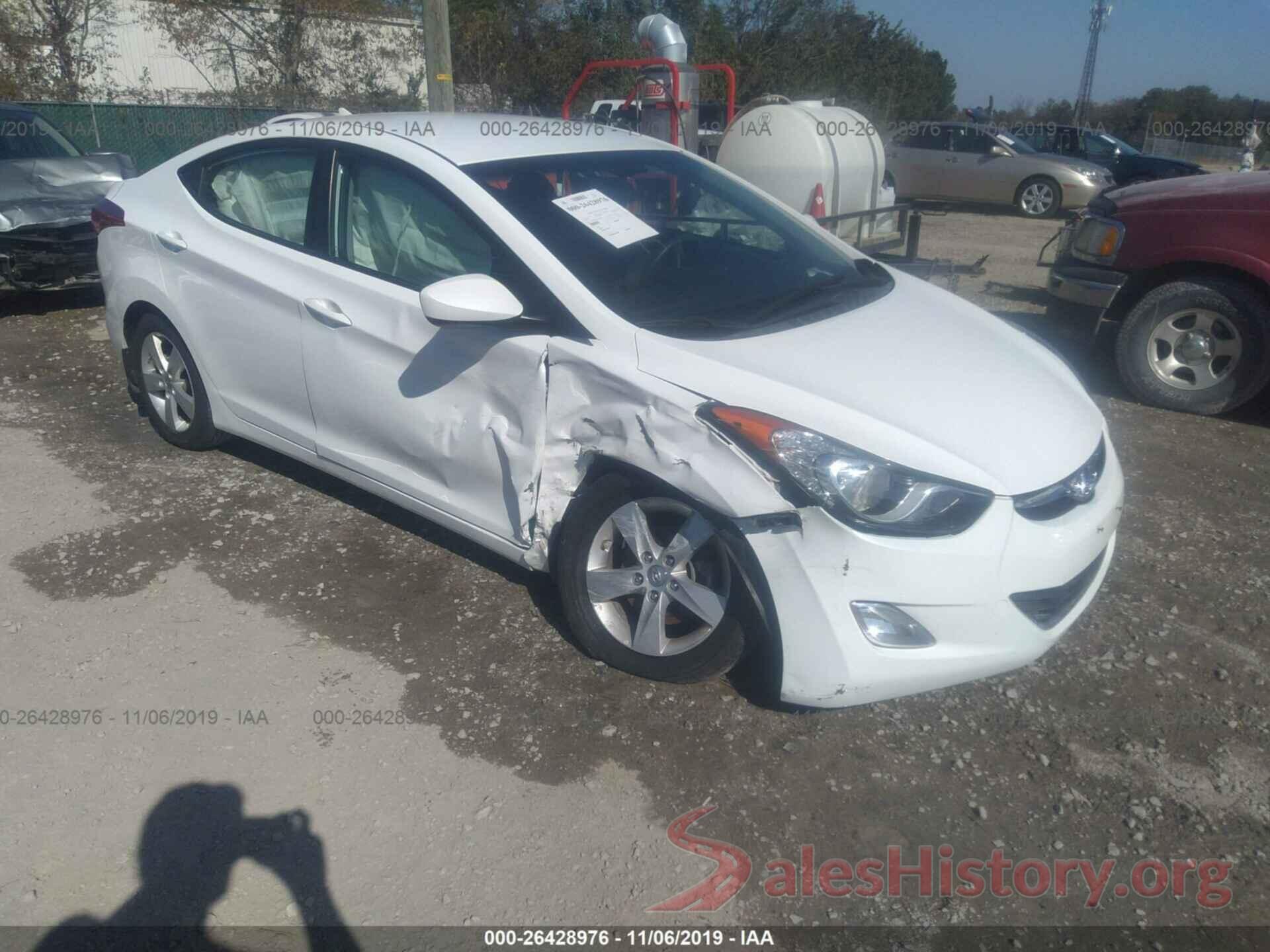 5NPDH4AE6DH406109 2013 HYUNDAI ELANTRA