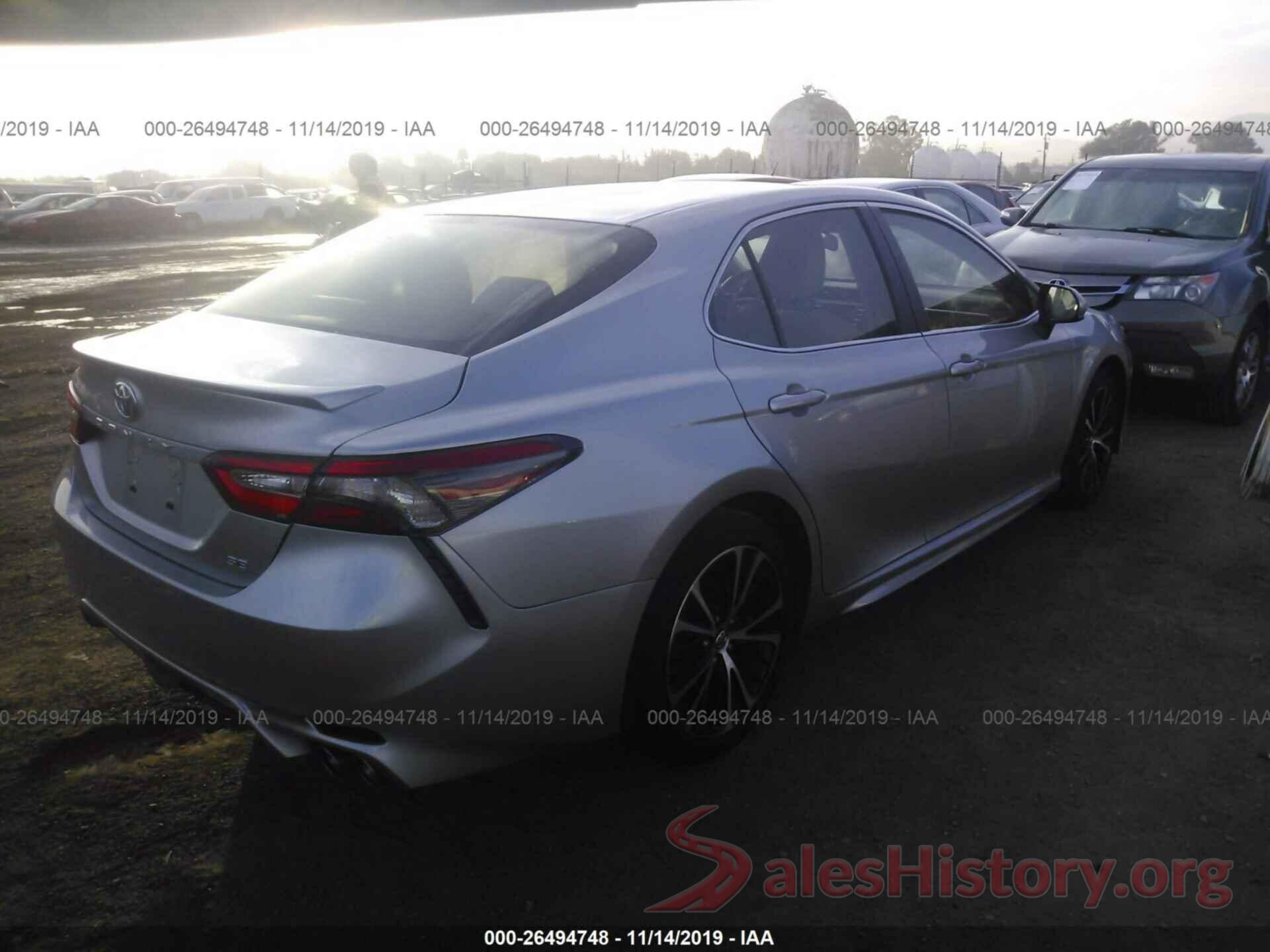 JTNB11HK1J3028063 2018 TOYOTA CAMRY