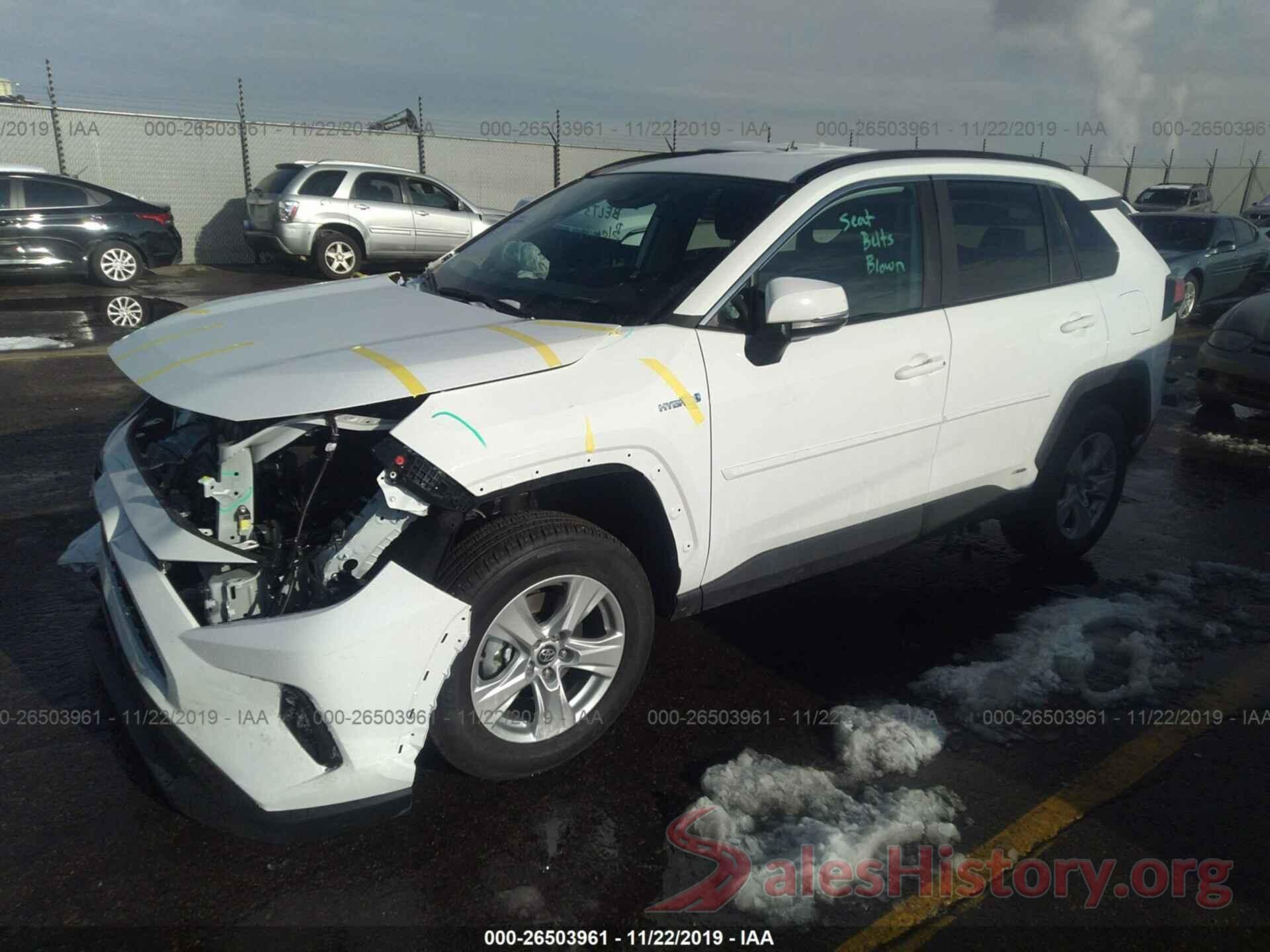 2T3MWRFV8KW027601 2019 TOYOTA RAV4