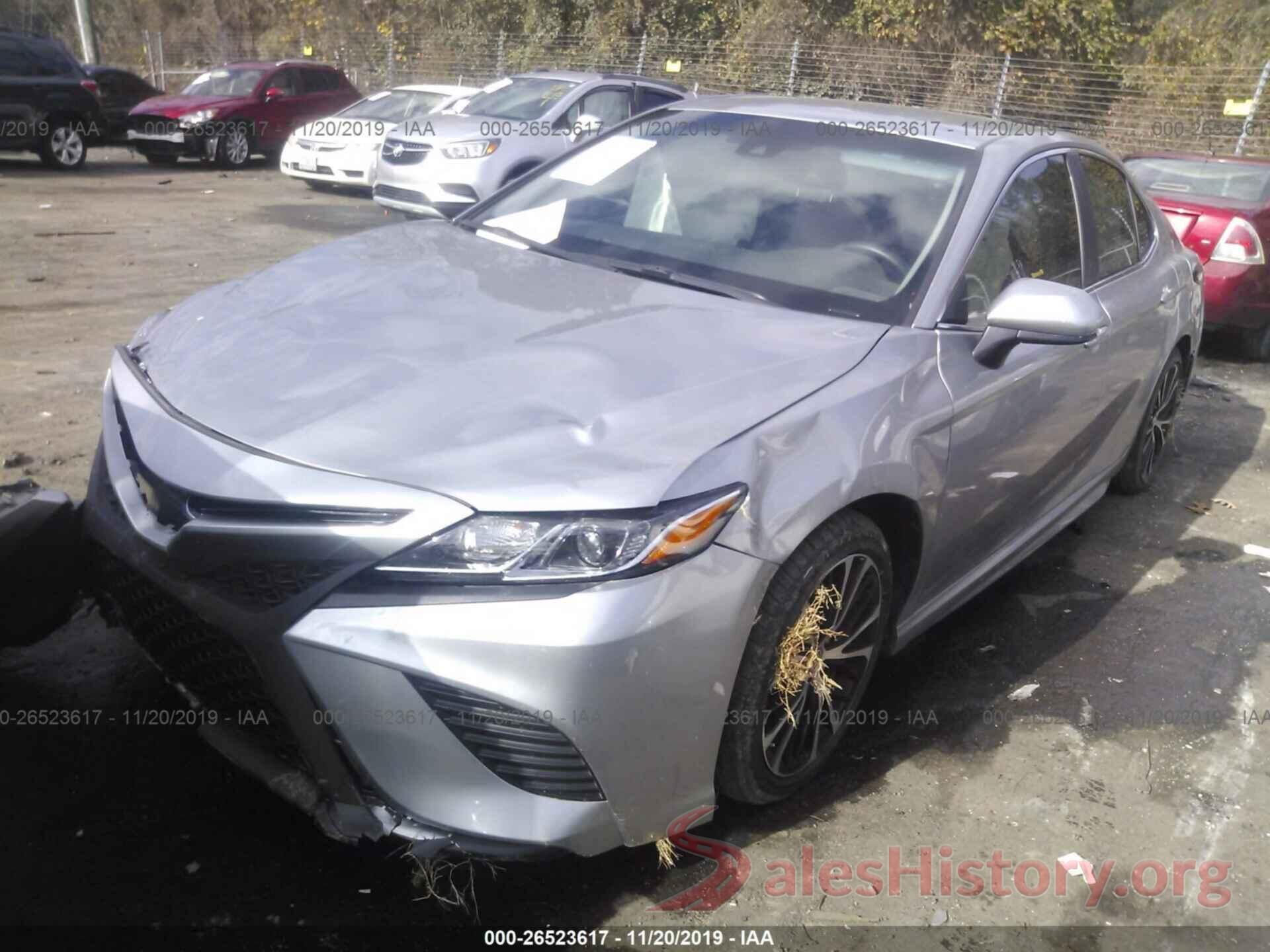 4T1B11HK9JU668855 2018 TOYOTA CAMRY