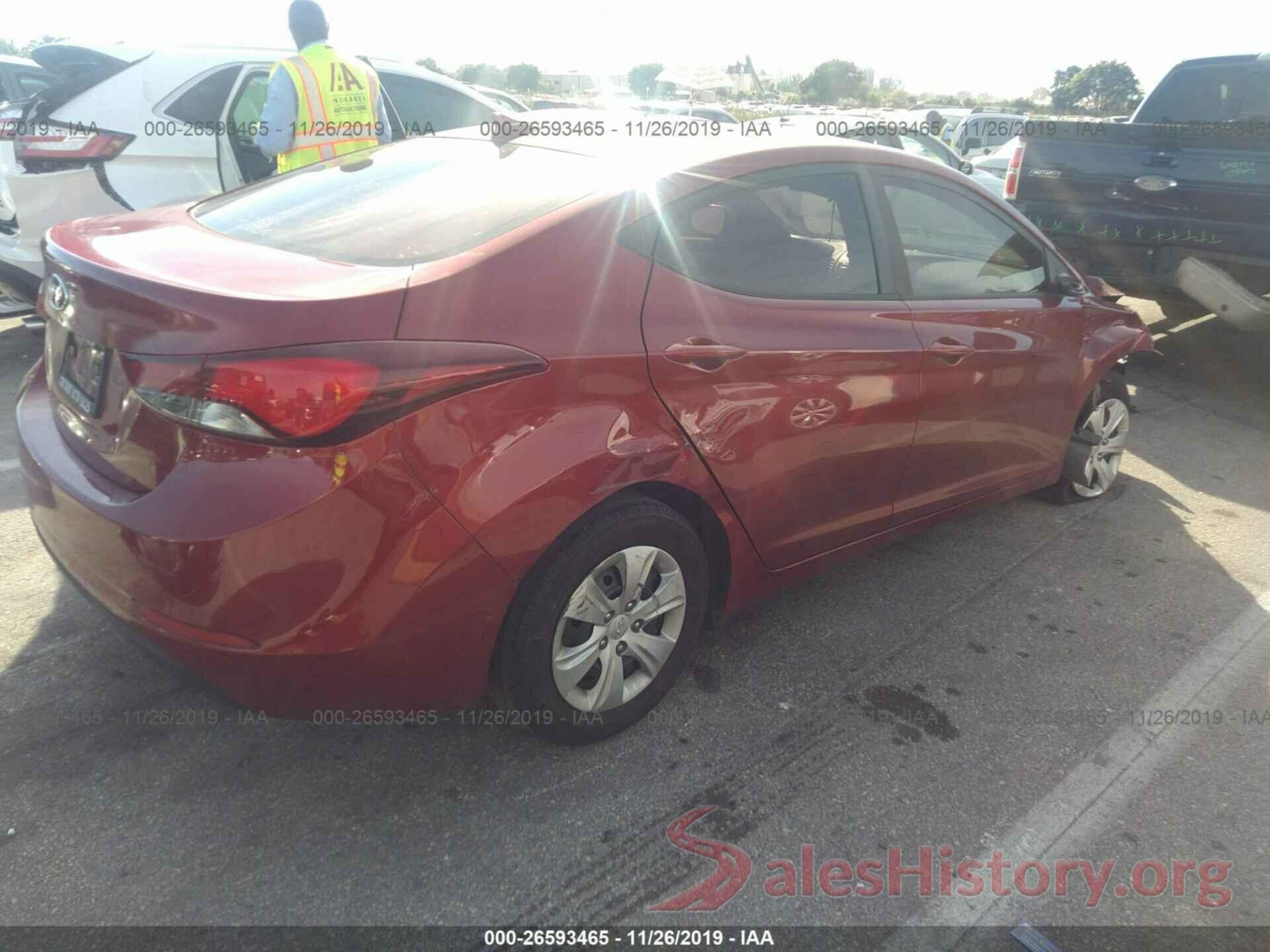 5NPDH4AE0GH775617 2016 Hyundai Elantra