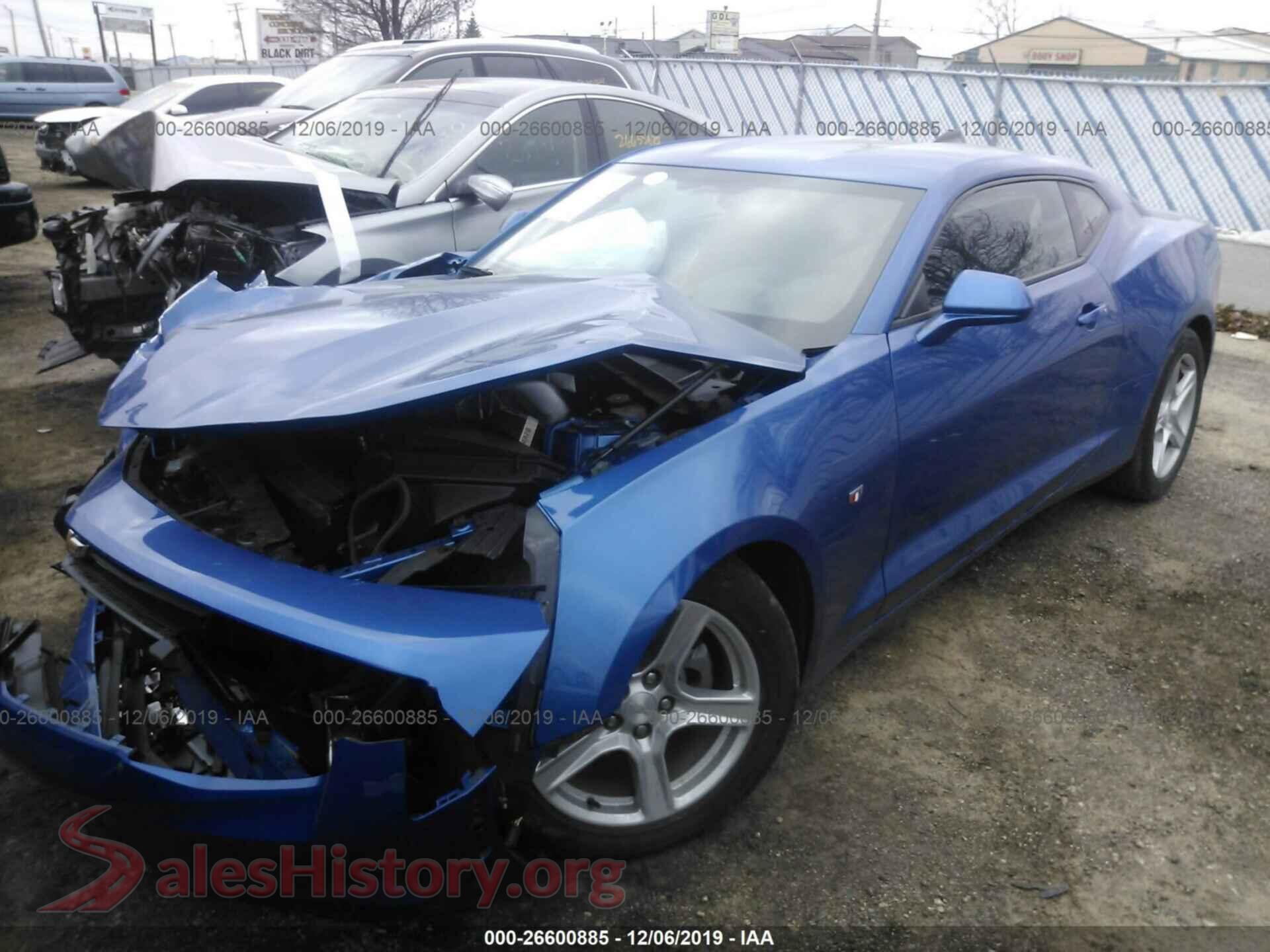 2017 CHEVROLET CAMARO VIN 1G1FB1RX3H0158606, front view
