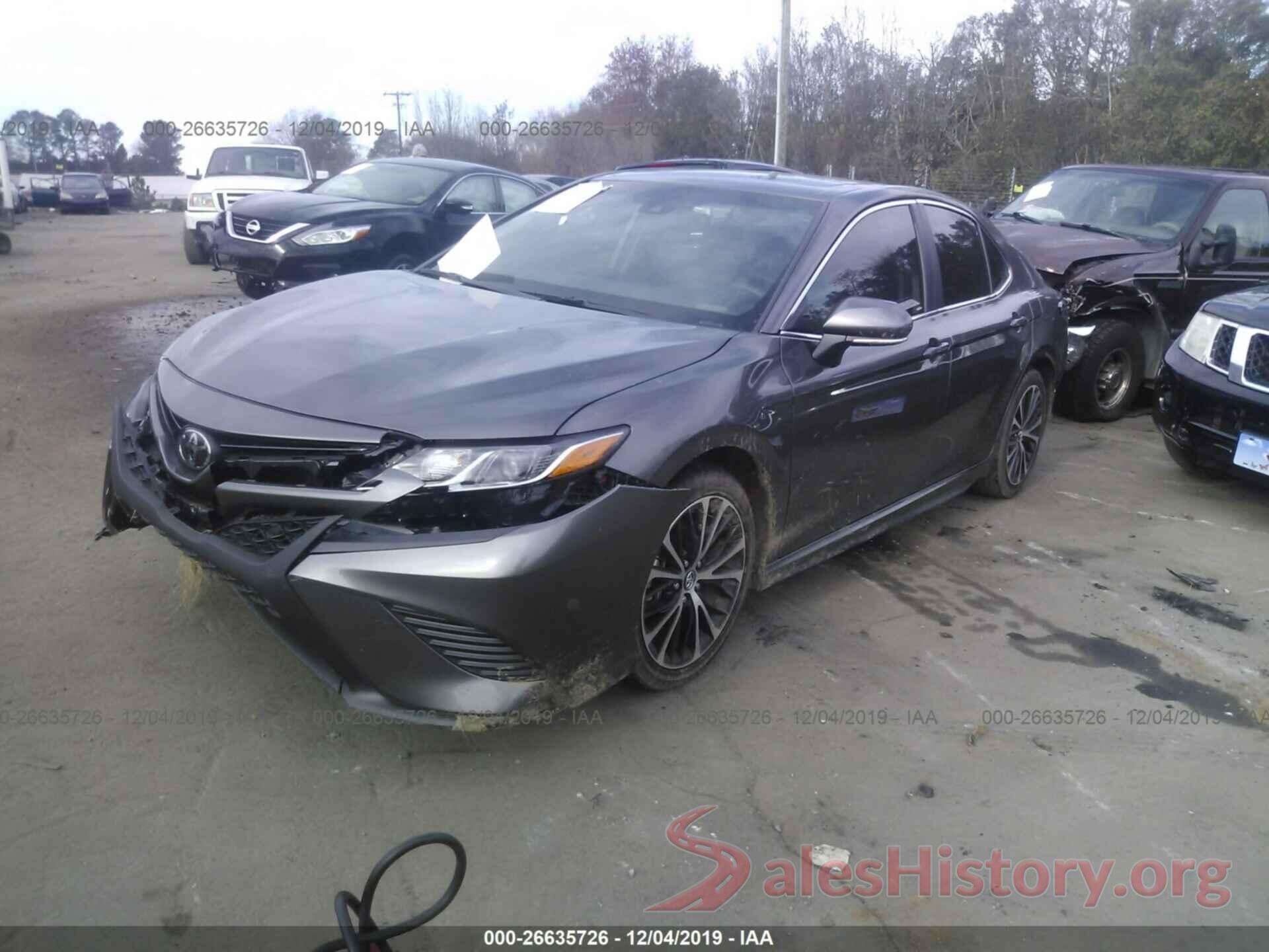 4T1B11HK6JU030742 2018 TOYOTA CAMRY