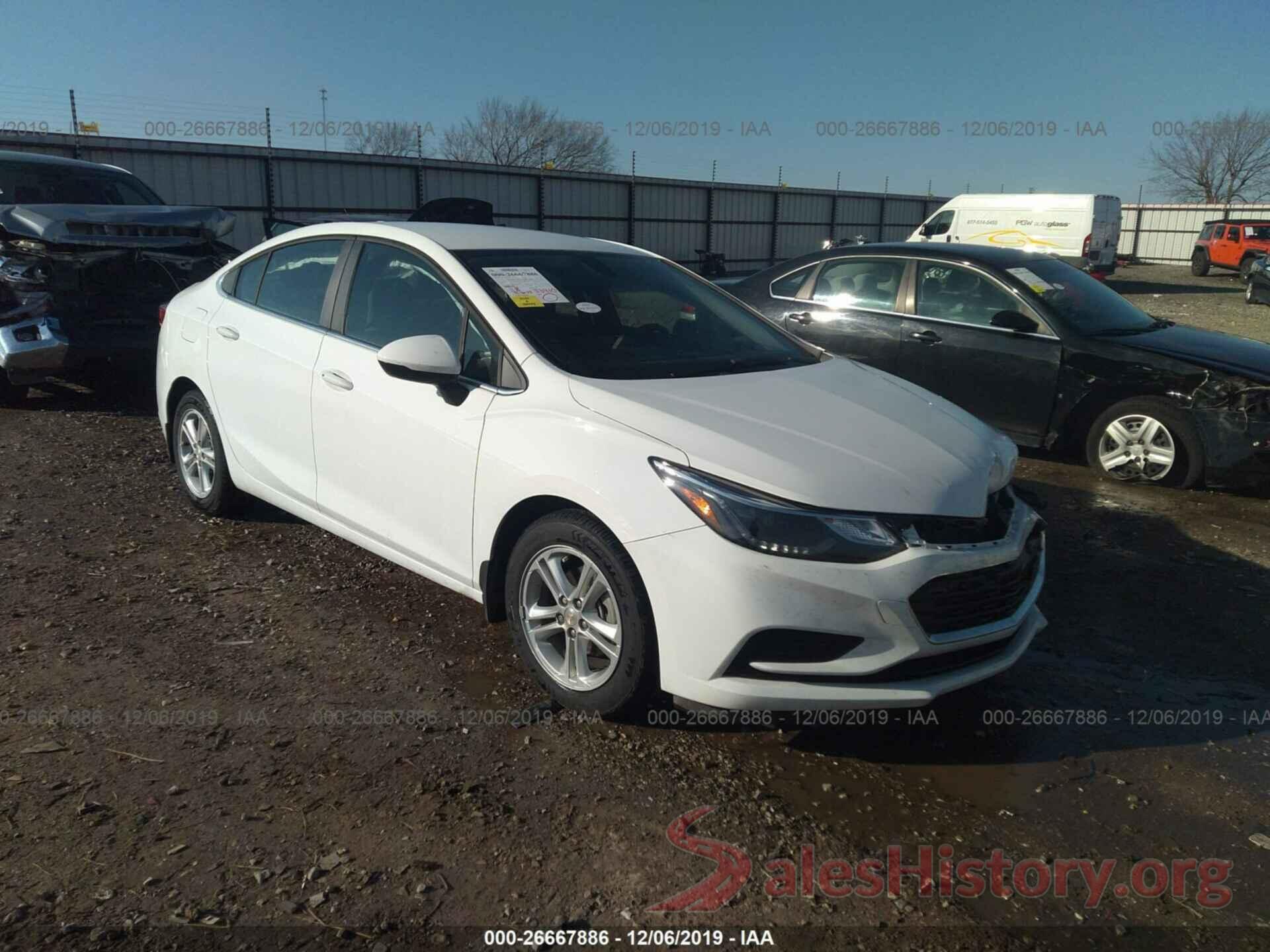 1G1BE5SM5J7159752 2018 Chevrolet Cruze