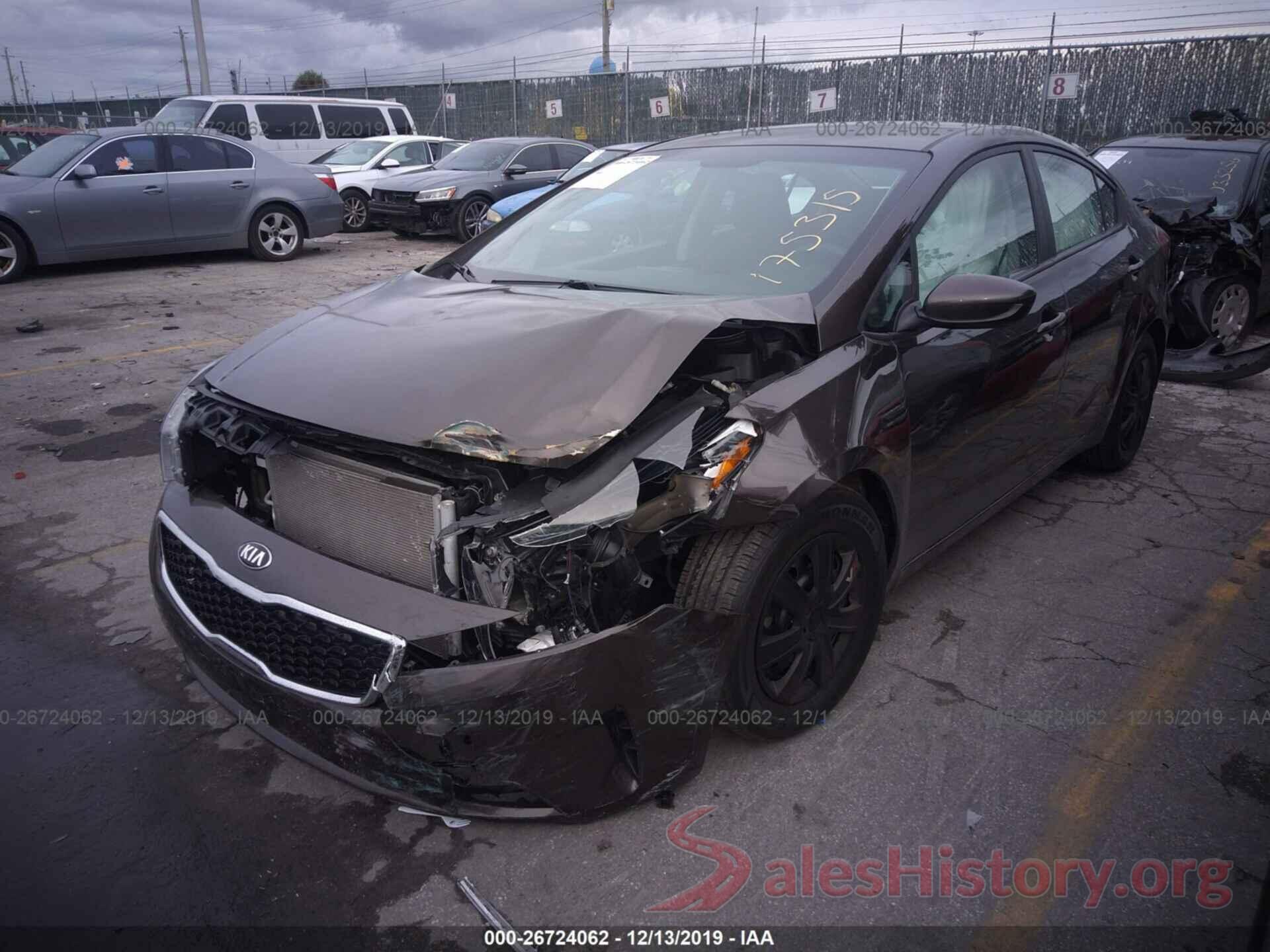 3KPFL4A72JE175315 2018 KIA Forte