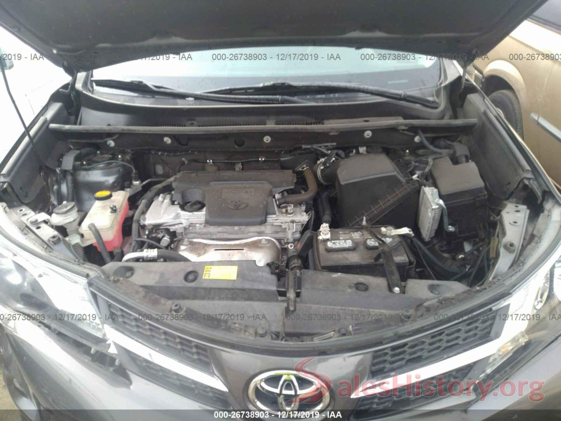 2T3RFREV2FW393650 2015 Toyota RAV4